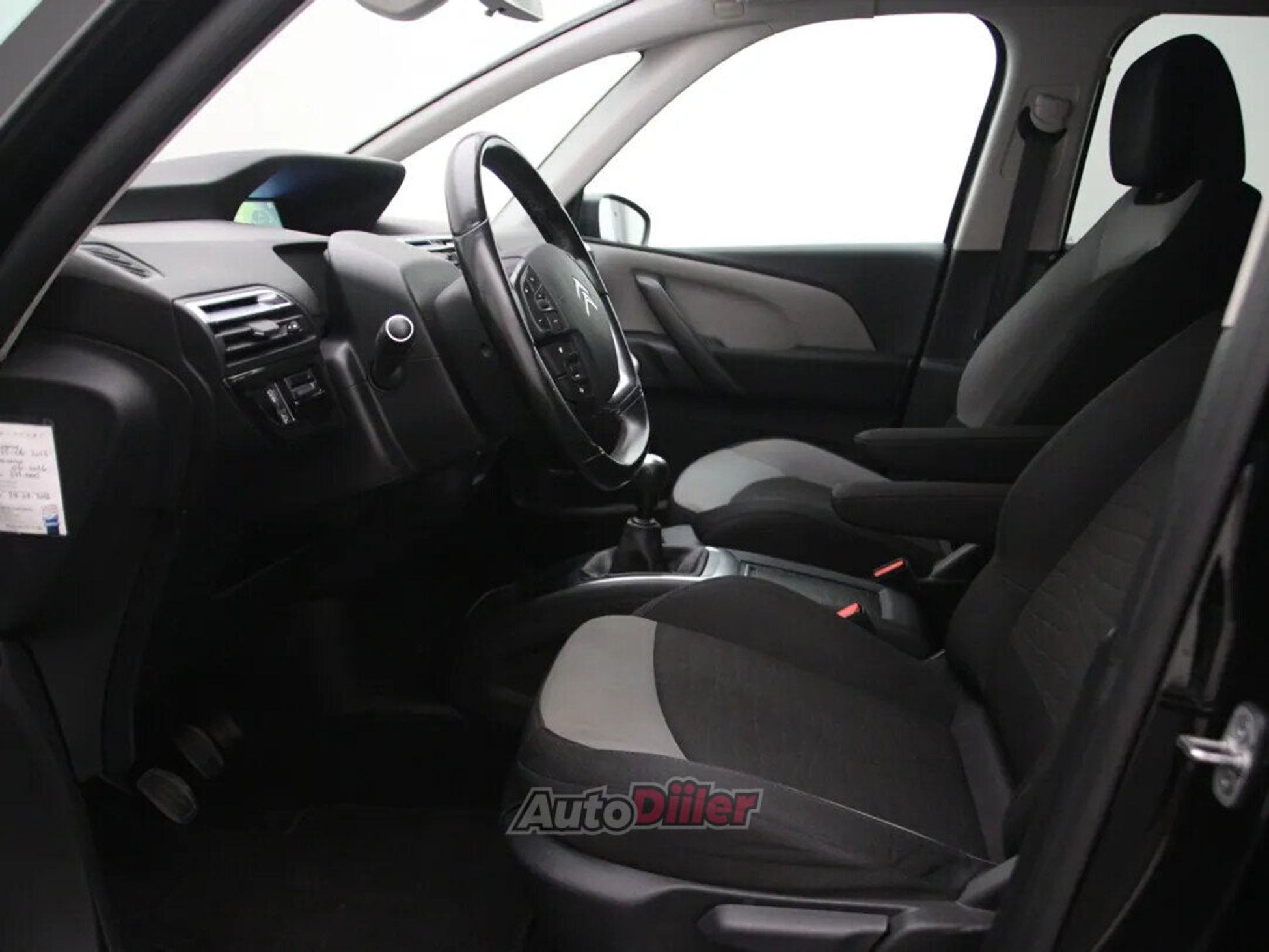 Citroen Grand C4 Picasso 2016, photo 4/10