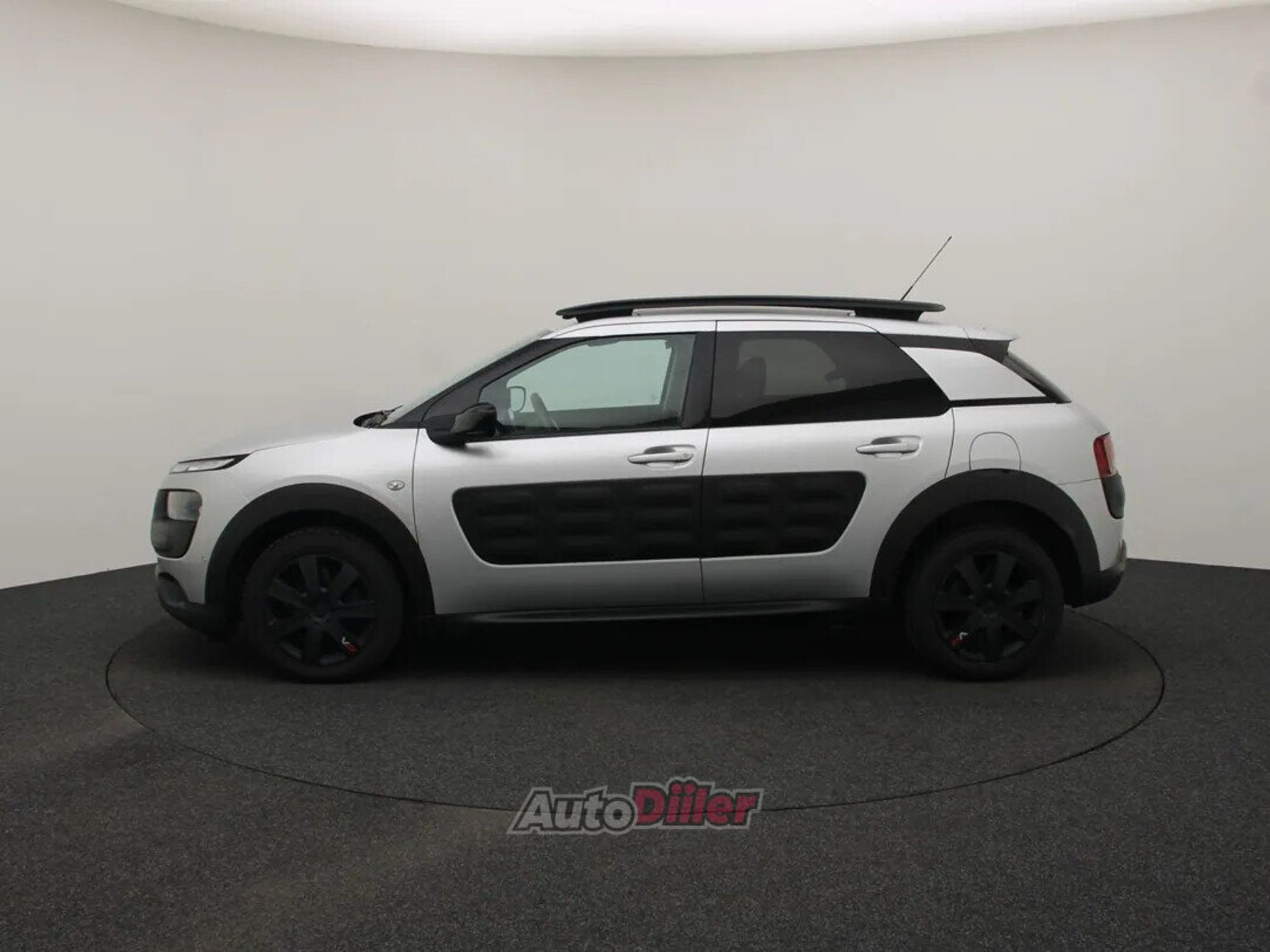 Citroen C4 Cactus Business Plus 1.6 73kW 2017, photo 6/10