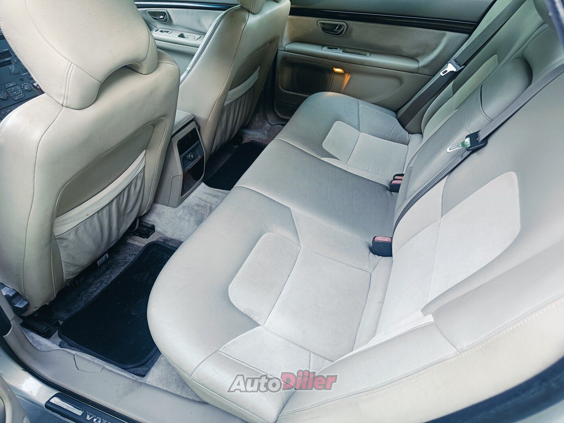 Volvo S80 2.4 125kW 1999, photo 7/8