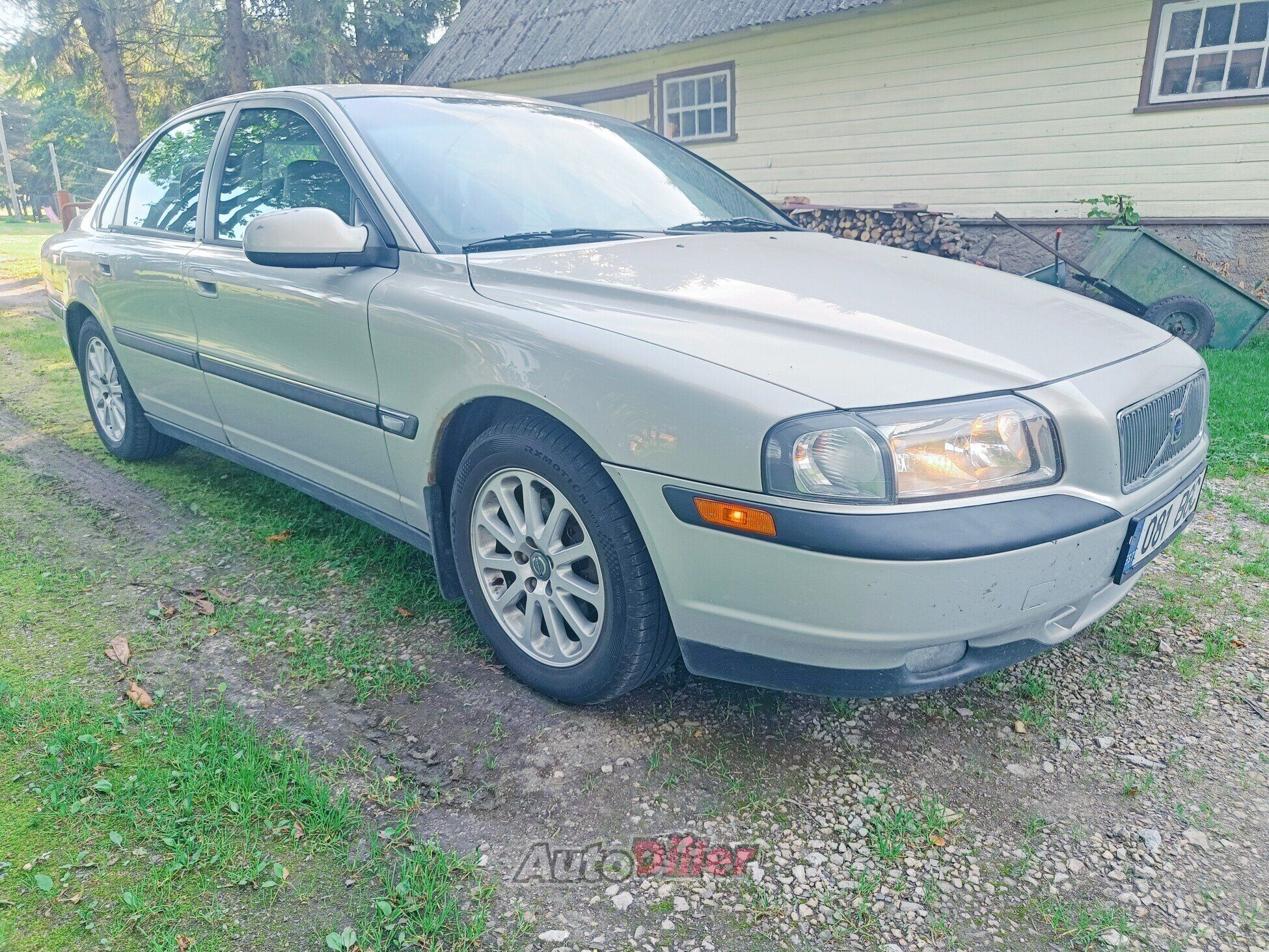 Volvo S80 2.4 125kW 1999, photo 2/8
