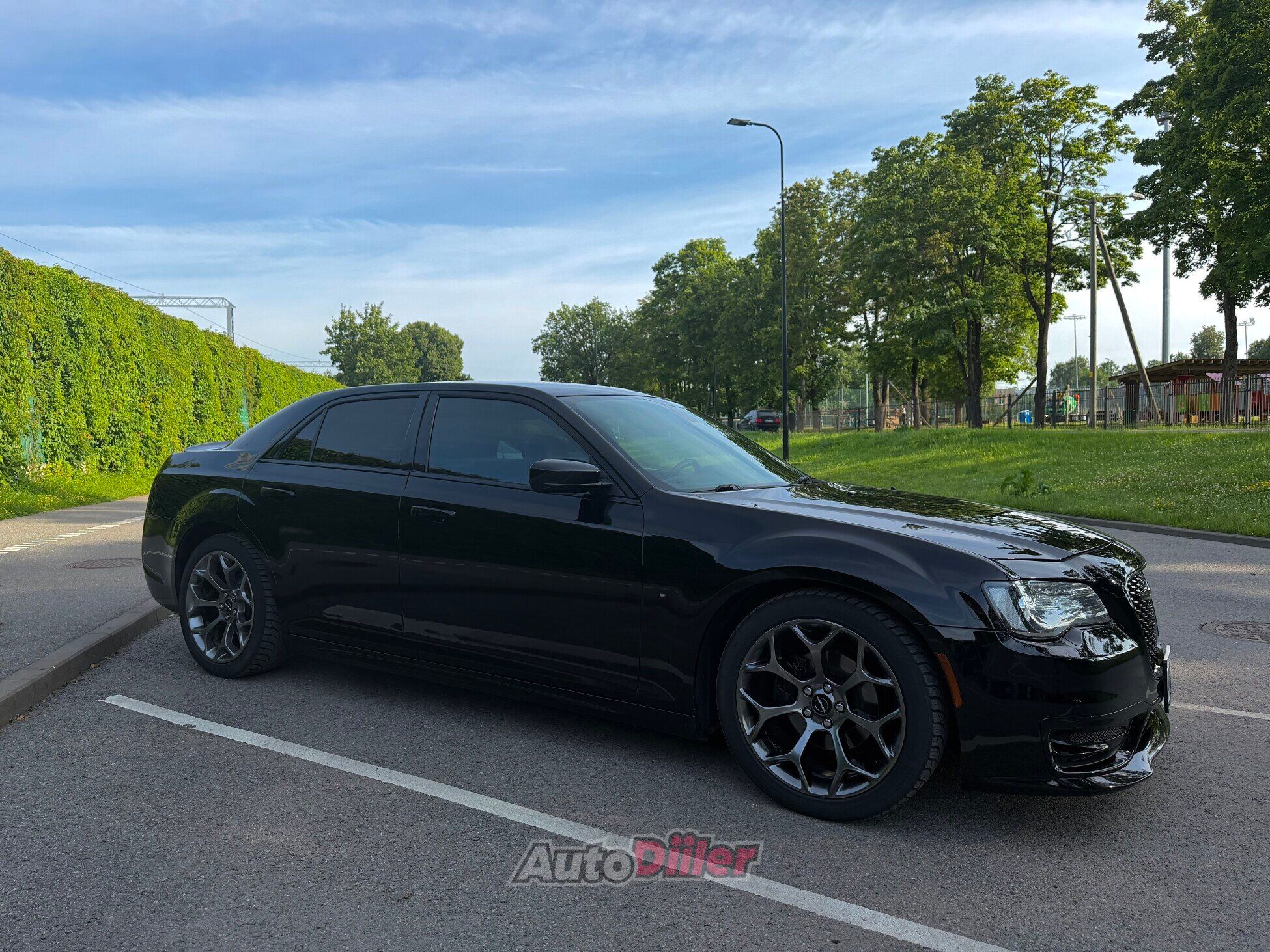 Chrysler 300C Chrysler 300 S 3.6 224kW 2018, kuva 4/10