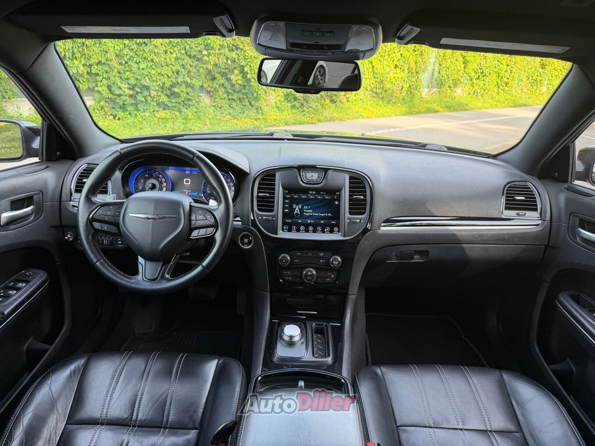 Chrysler 300C Chrysler 300 S 3.6 224kW 2018, kuva 7/10