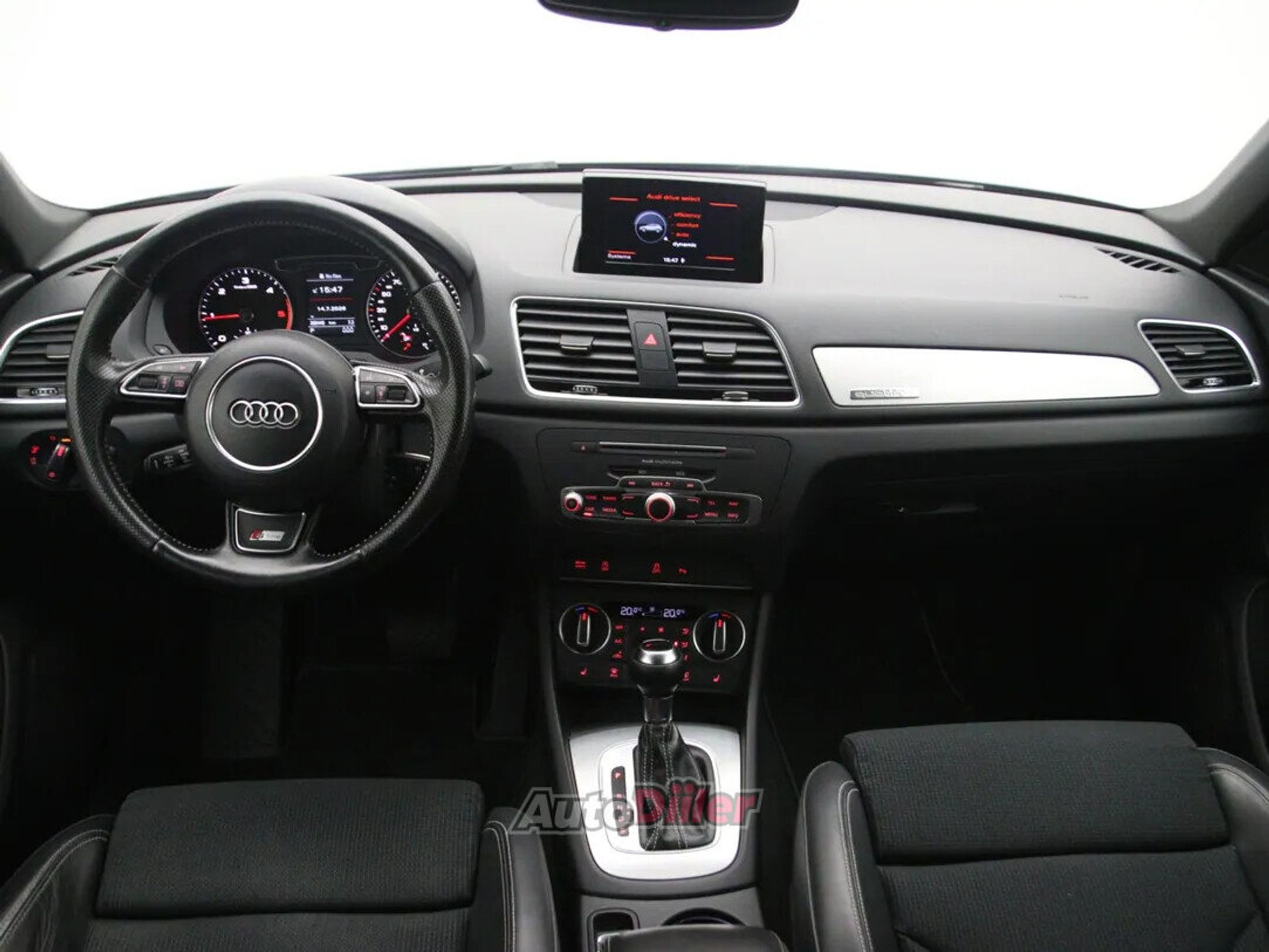 Audi Q3 S-Line 2.0 110kW 2016, kuva 2/10