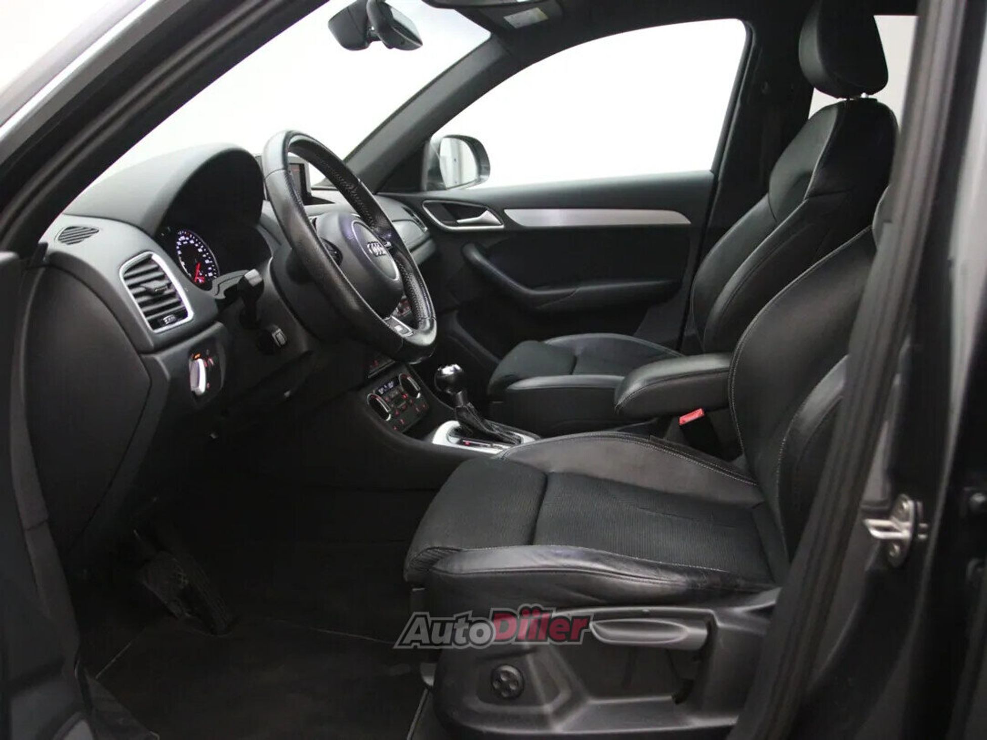 Audi Q3 S-Line 2.0 110kW 2016, kuva 4/10