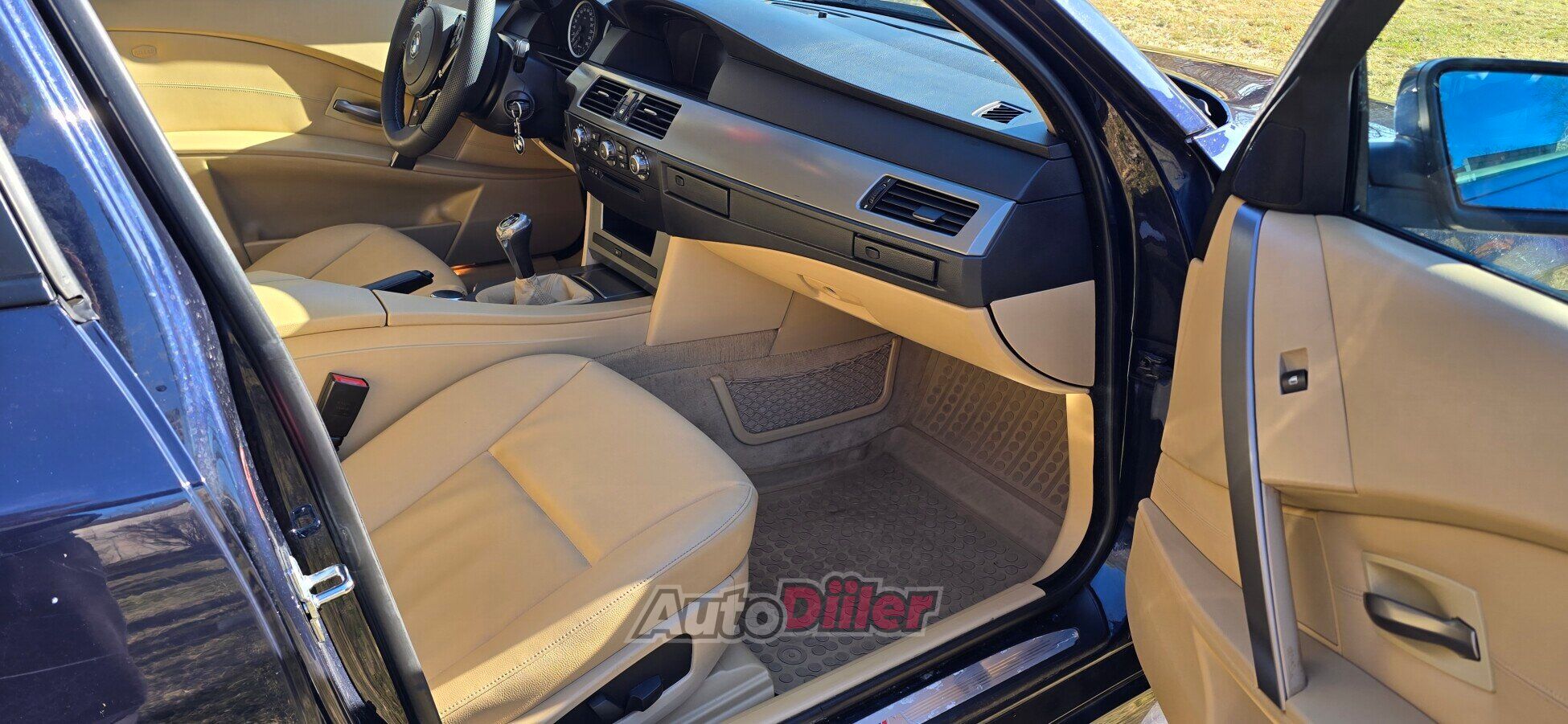 BMW 525 2.5 120kW 2006, photo 6/10