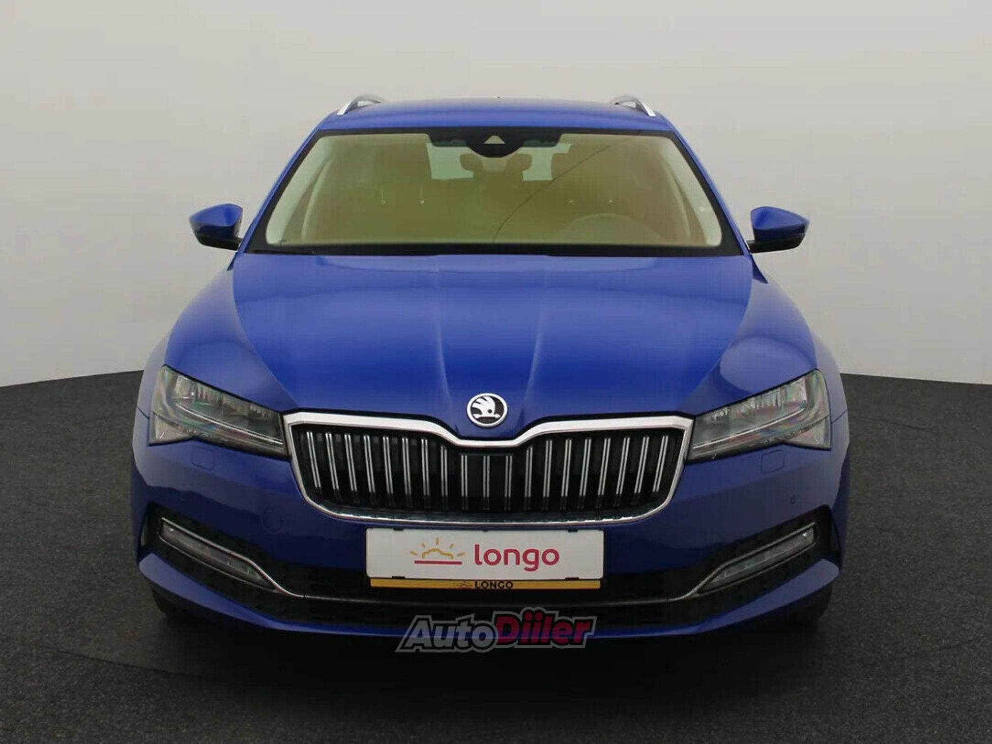 Skoda Superb 2022, kuva 3/10