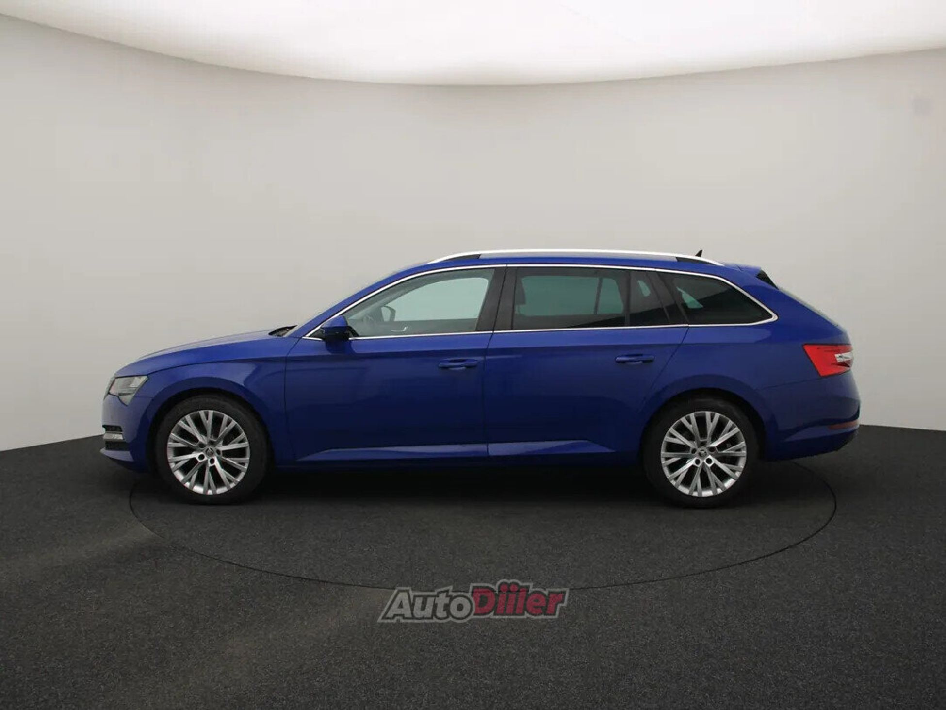 Skoda Superb 2022, kuva 6/10