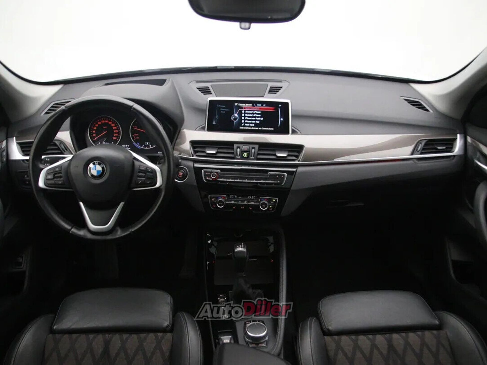 BMW X1 Sport Line 2.0 140kW 2016, kuva 2/10