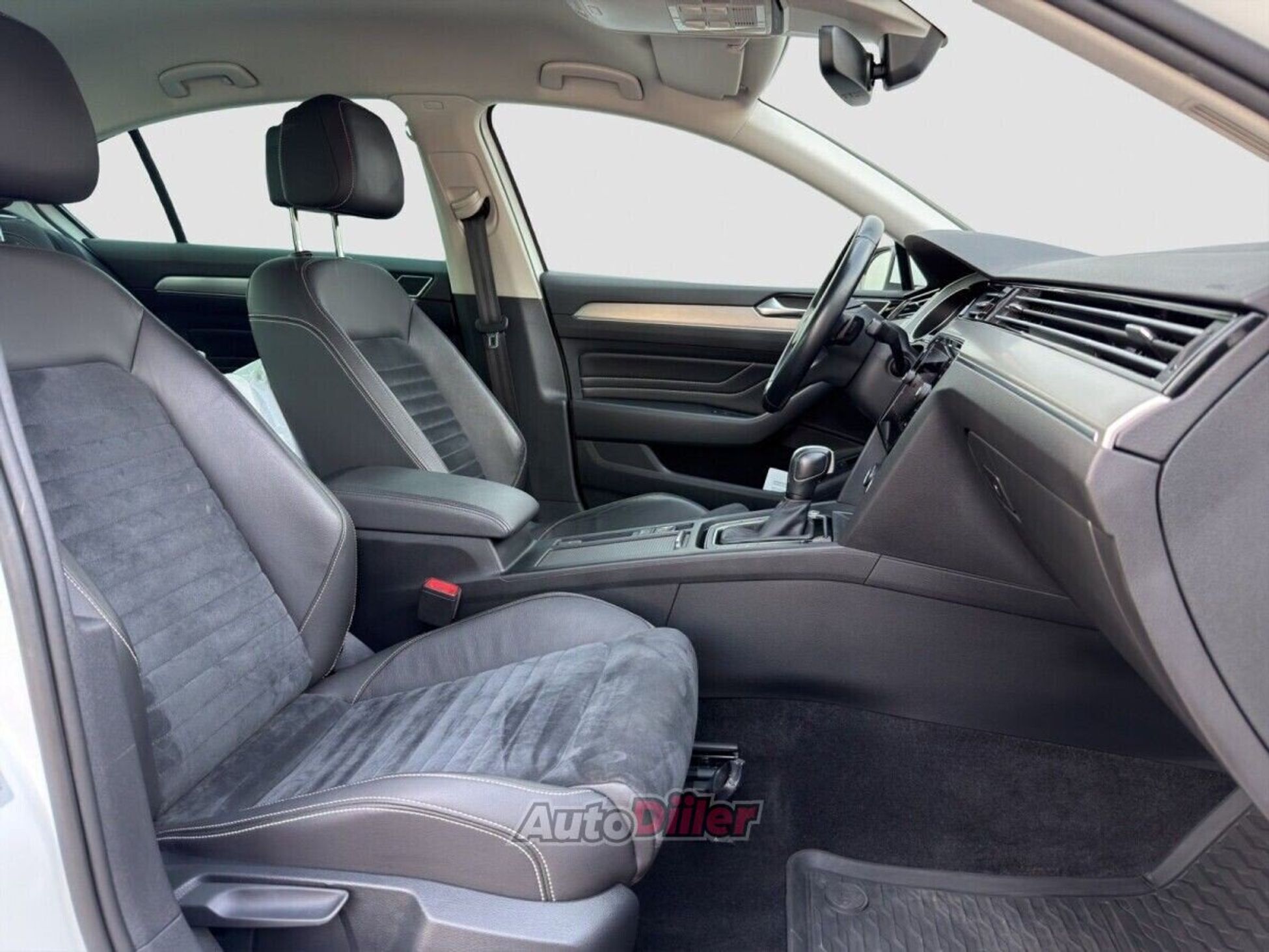 Volkswagen Passat 1.5 110kW 2020, photo 5/10