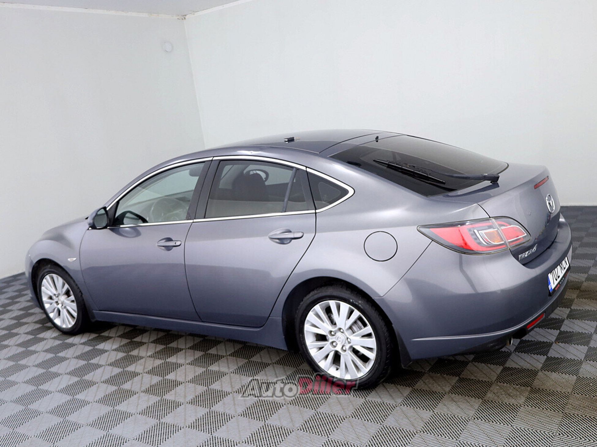 Mazda 6 2.0 108kW 2008, photo 4/7