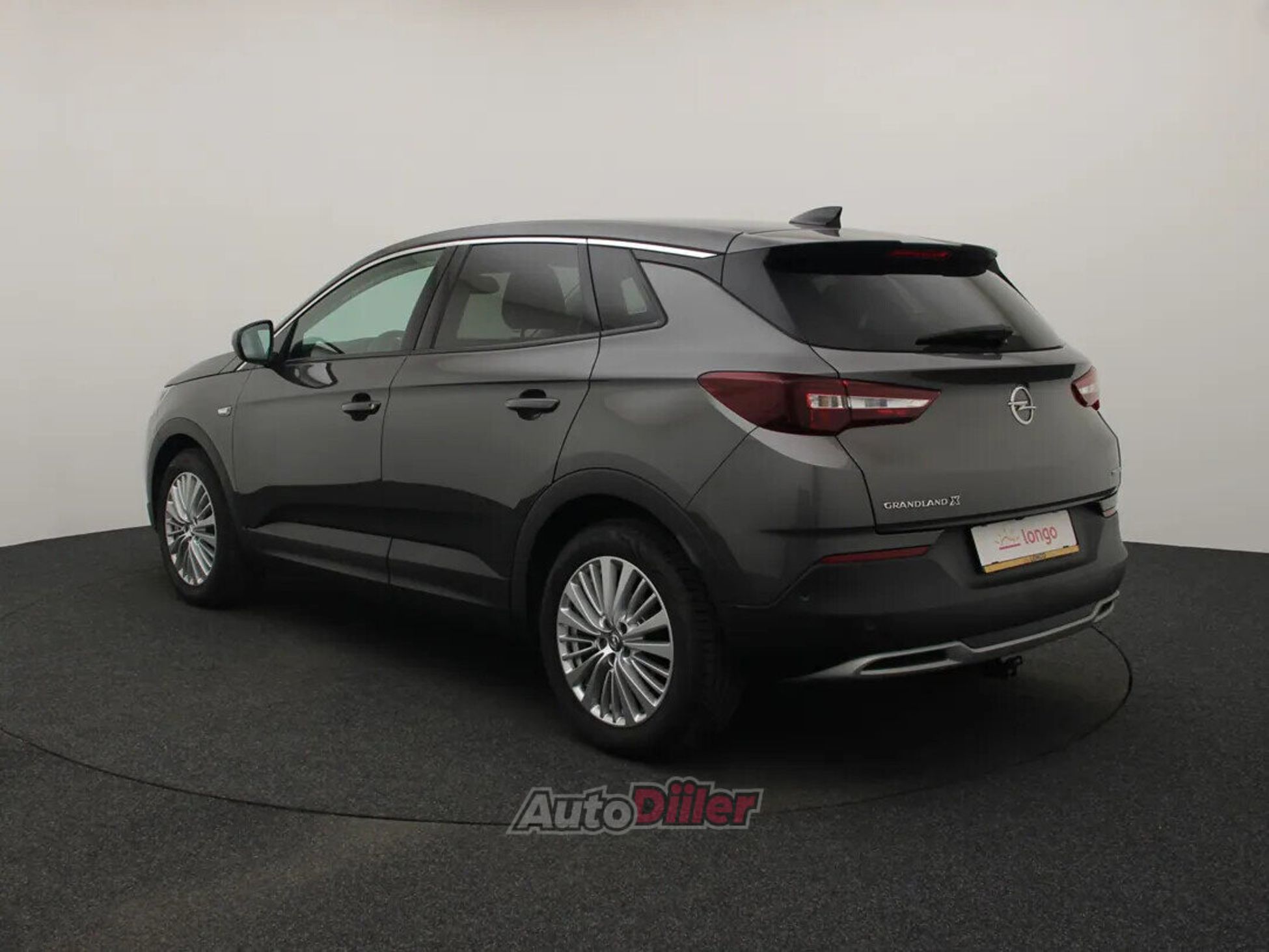 Opel Grandland X Innovation 1.2 96kW 2019, kuva 7/10