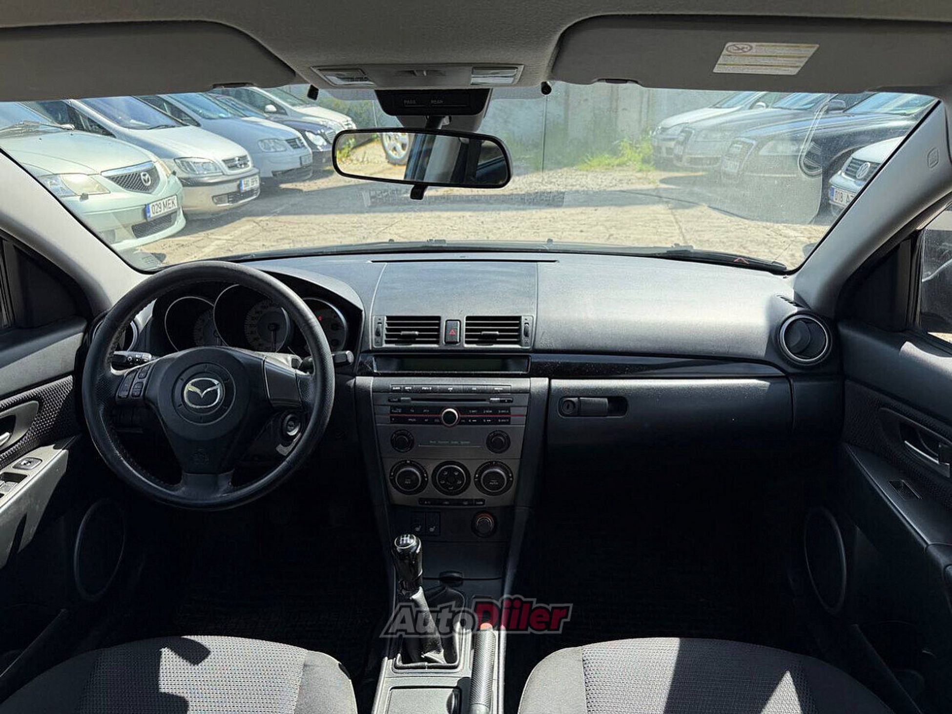 Mazda 3 1.6 77kW 2008, kuva 5/7