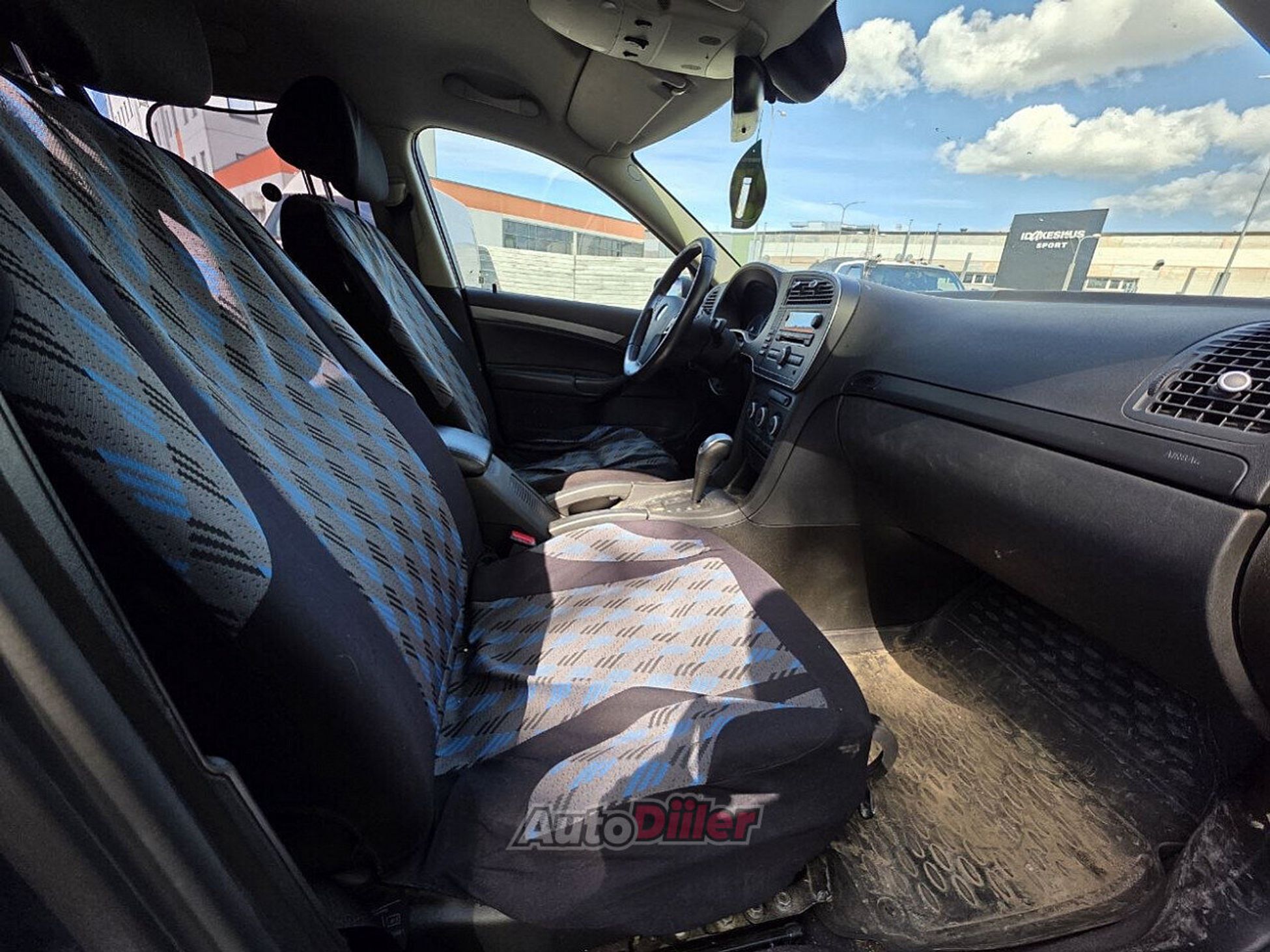 Saab 9-3 2.0 110kW 2008, kuva 6/7