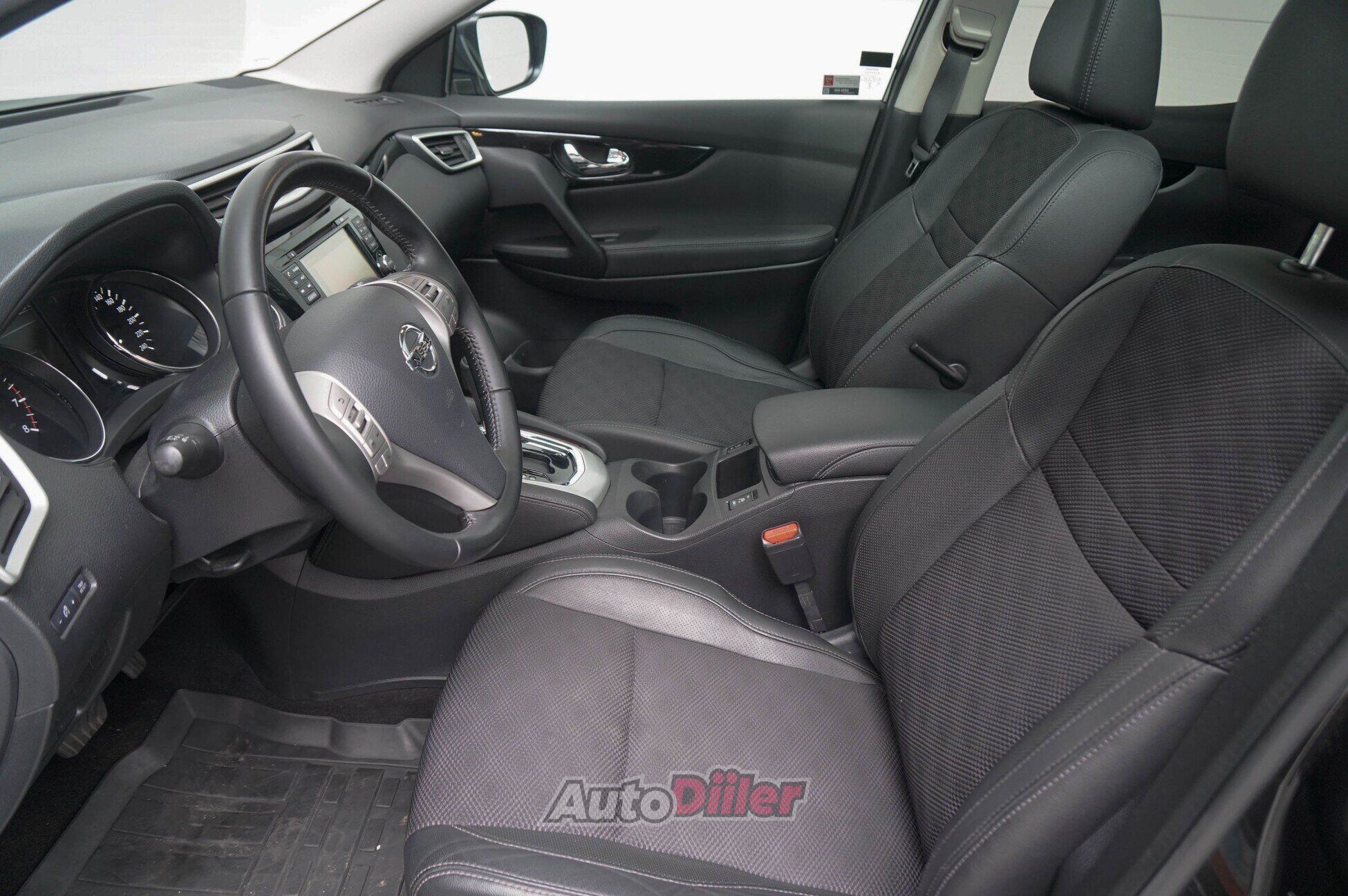 Nissan Qashqai 2015, kuva 7/10
