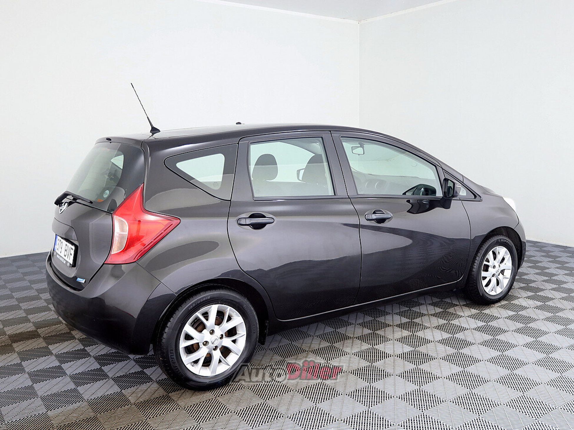Nissan Note 1.2 59kW 2013, photo 3/8