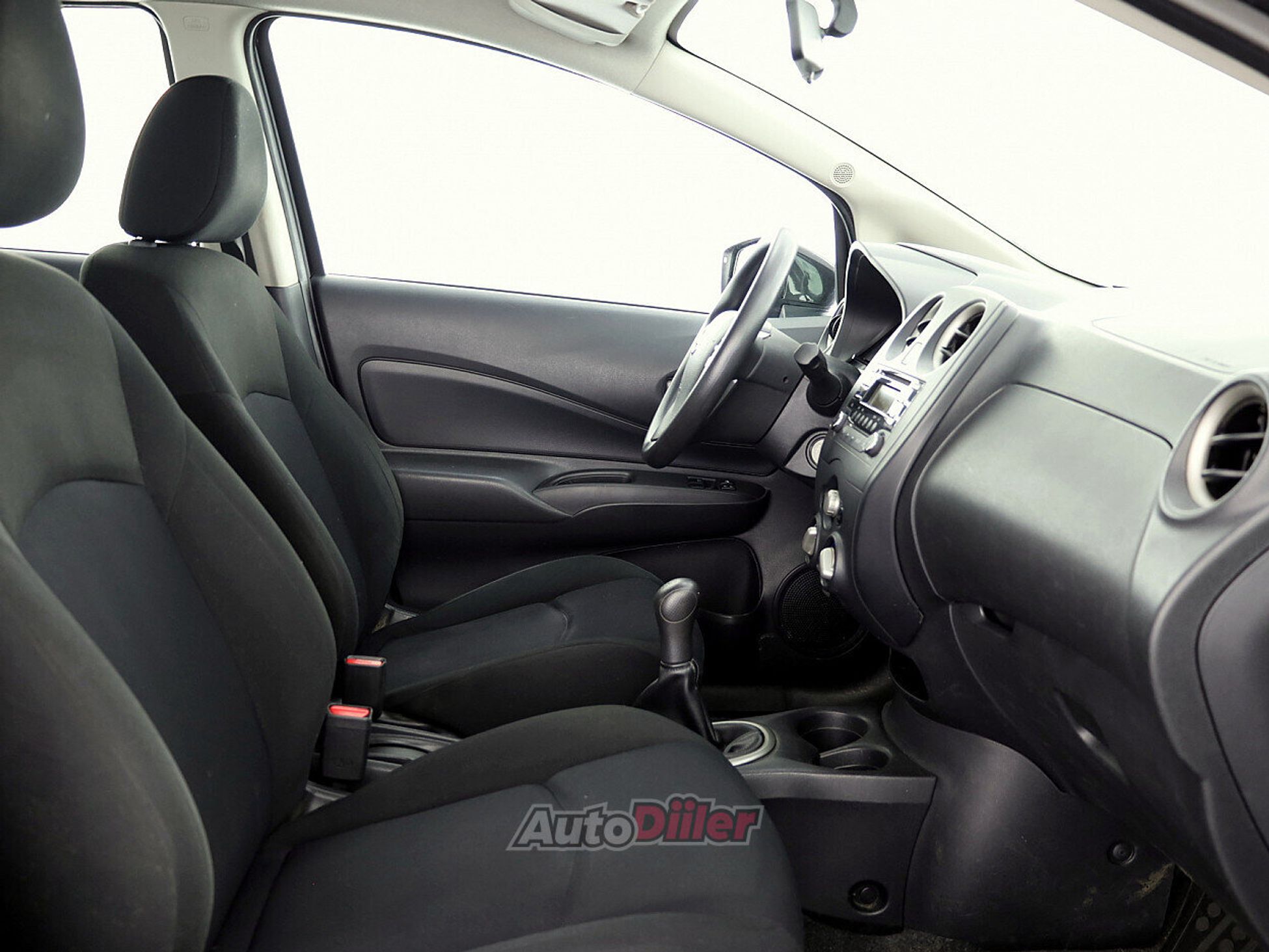 Nissan Note 1.2 59kW 2013, photo 6/8