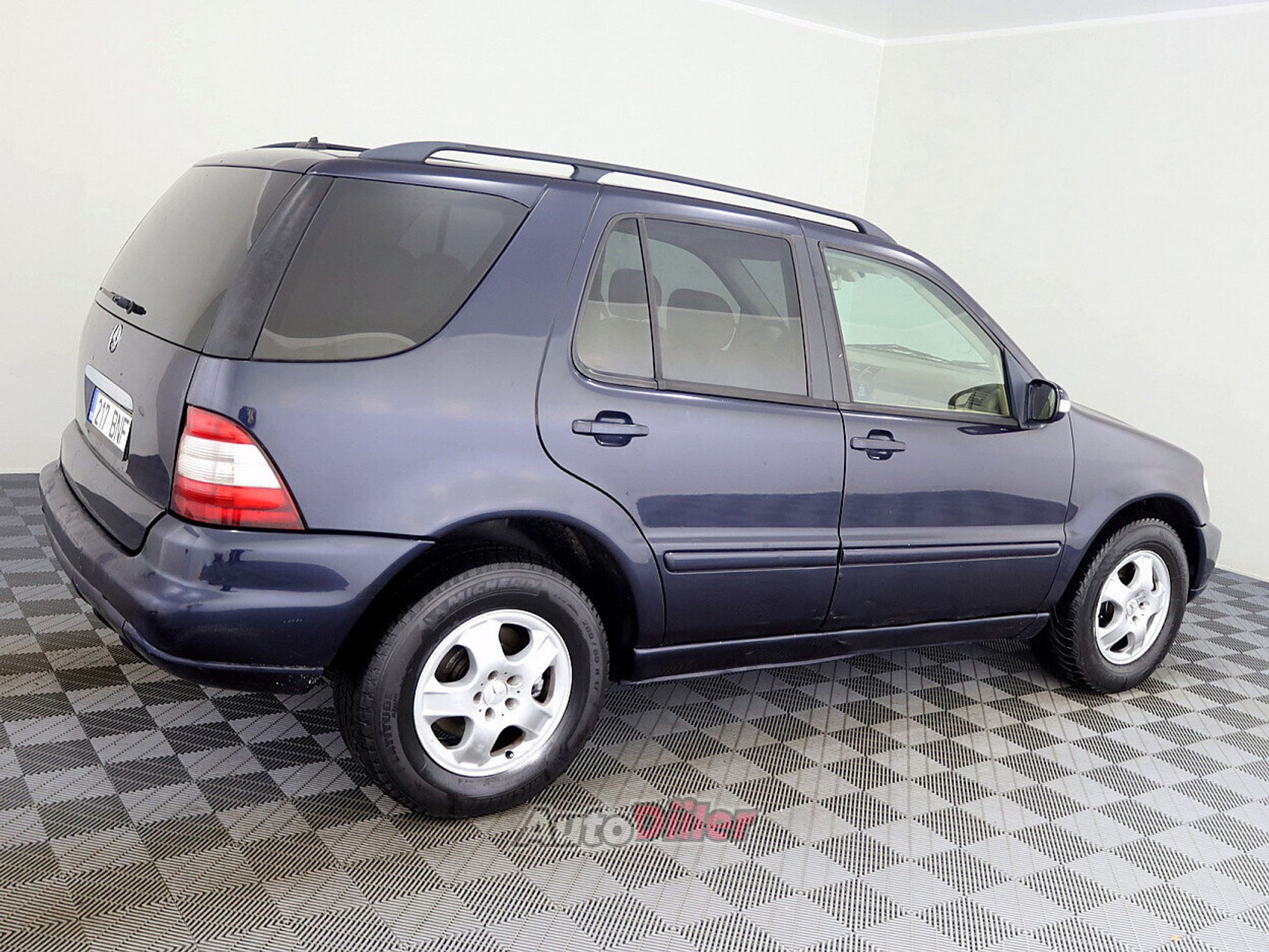 Mercedes-Benz ML 270 2.7 120kW 2002, photo 3/7