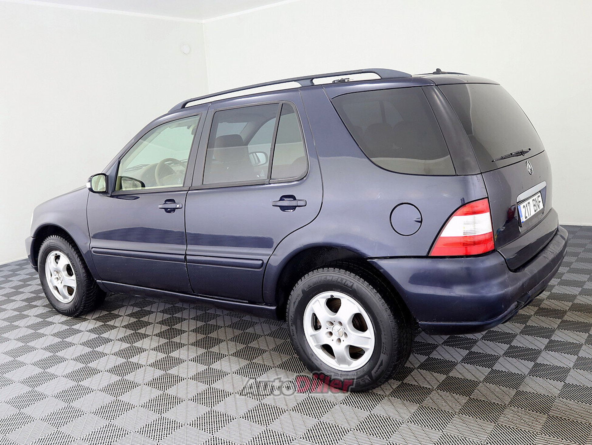 Mercedes-Benz ML 270 2.7 120kW 2002, photo 4/7