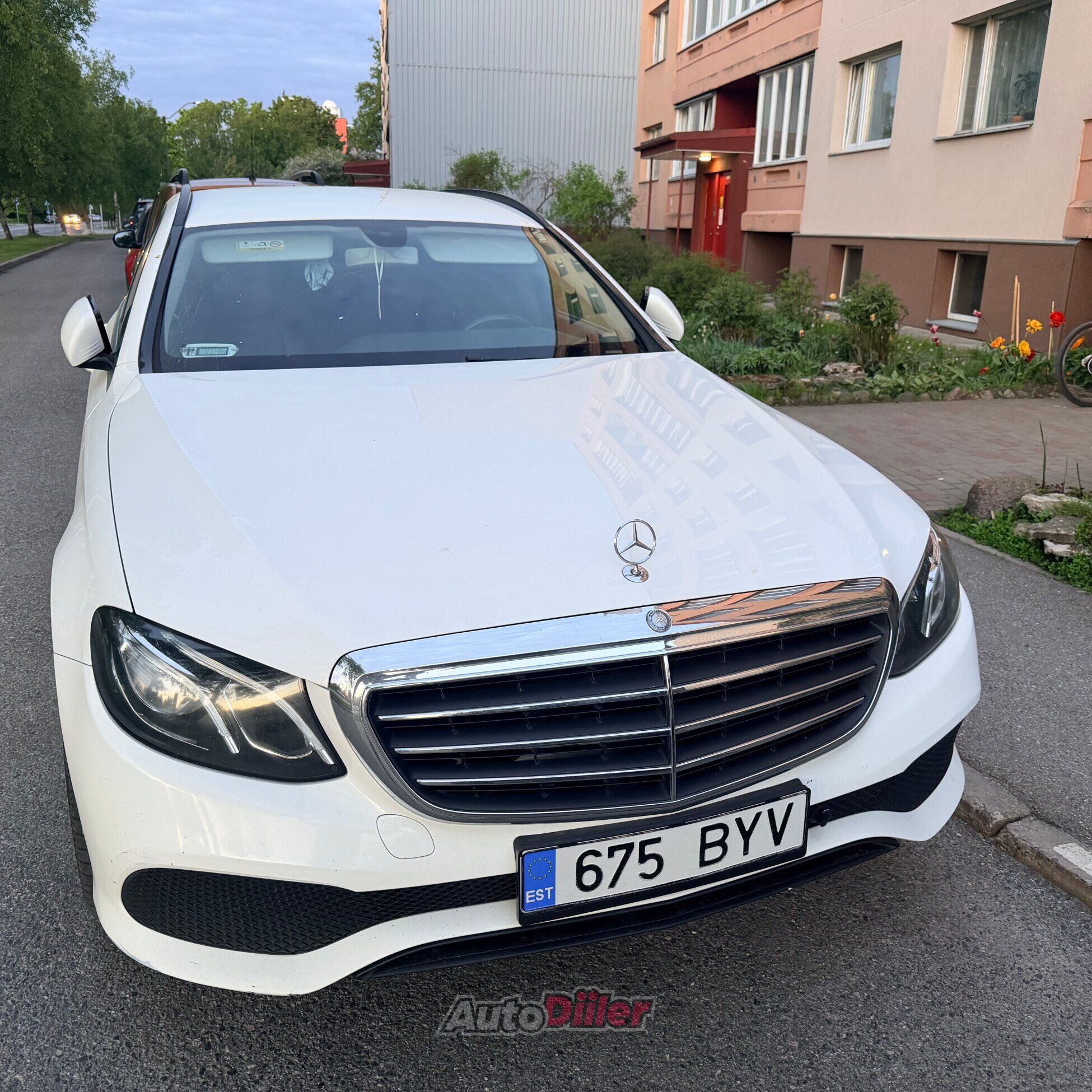 Mercedes-Benz E 220 2.0 143kW 2017, photo 3/5