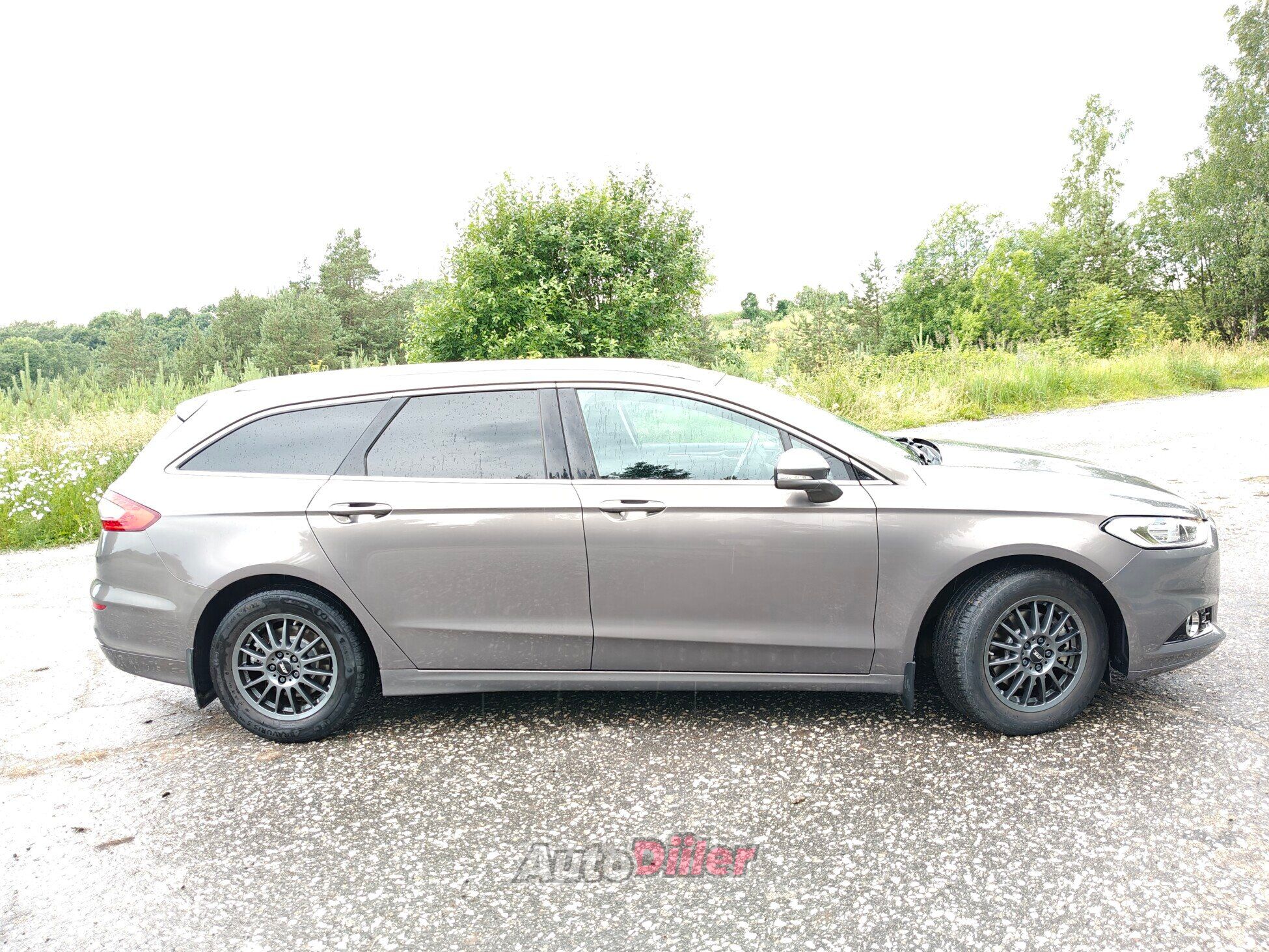 Ford Mondeo EcoBoost Titanium 1.5 118kW 2015, kuva 4/10