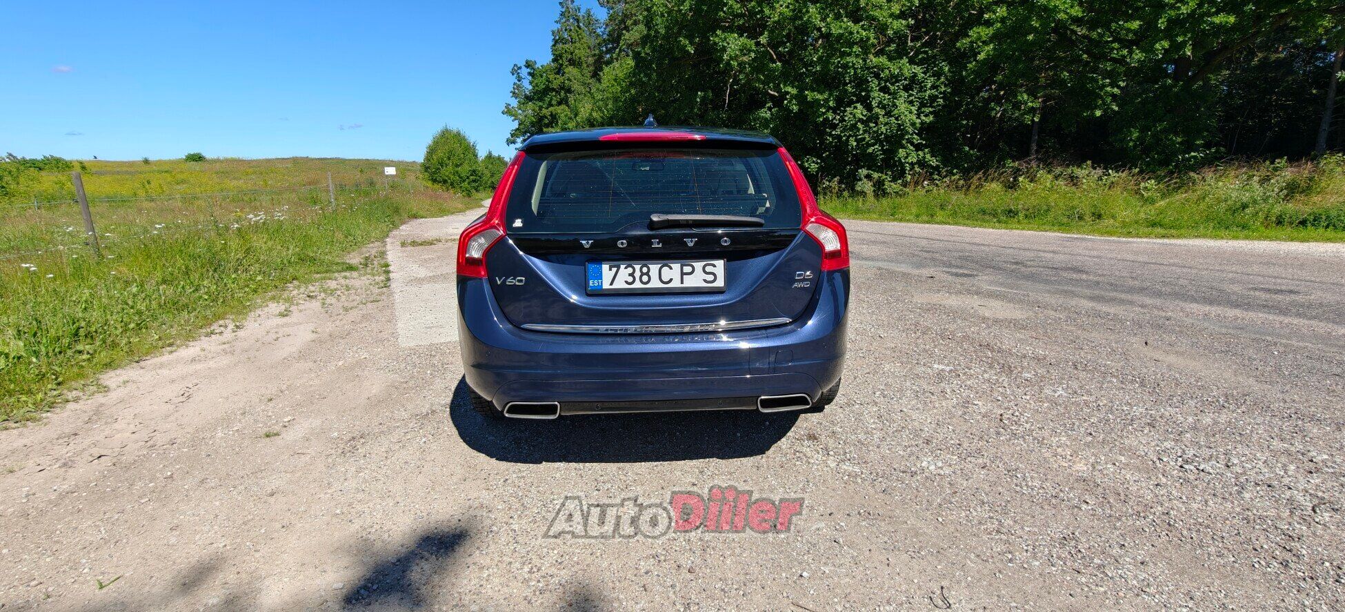 Volvo V60 2.4 158kW 2014, kuva 7/10