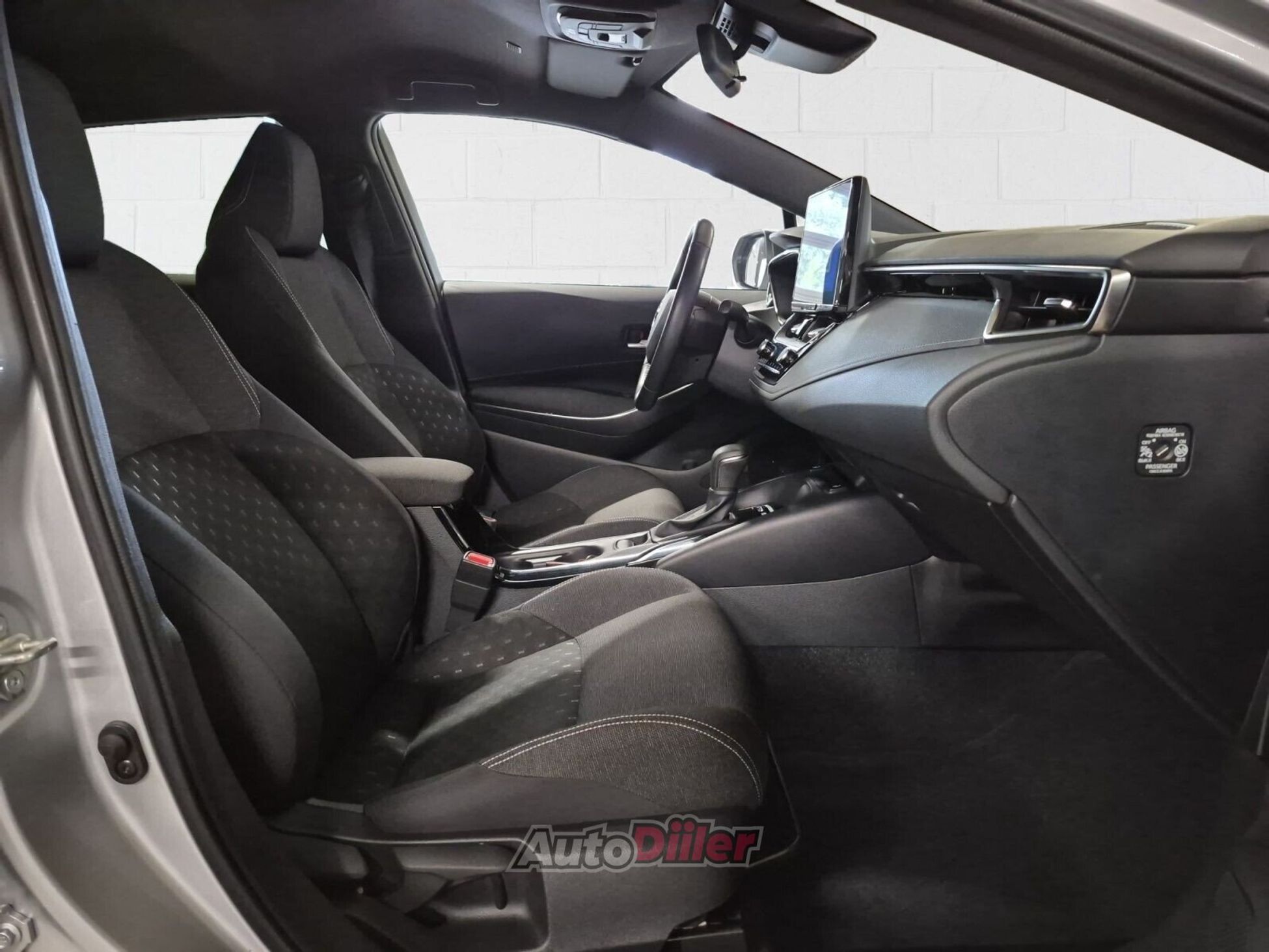 Toyota Corolla 2023, kuva 6/10