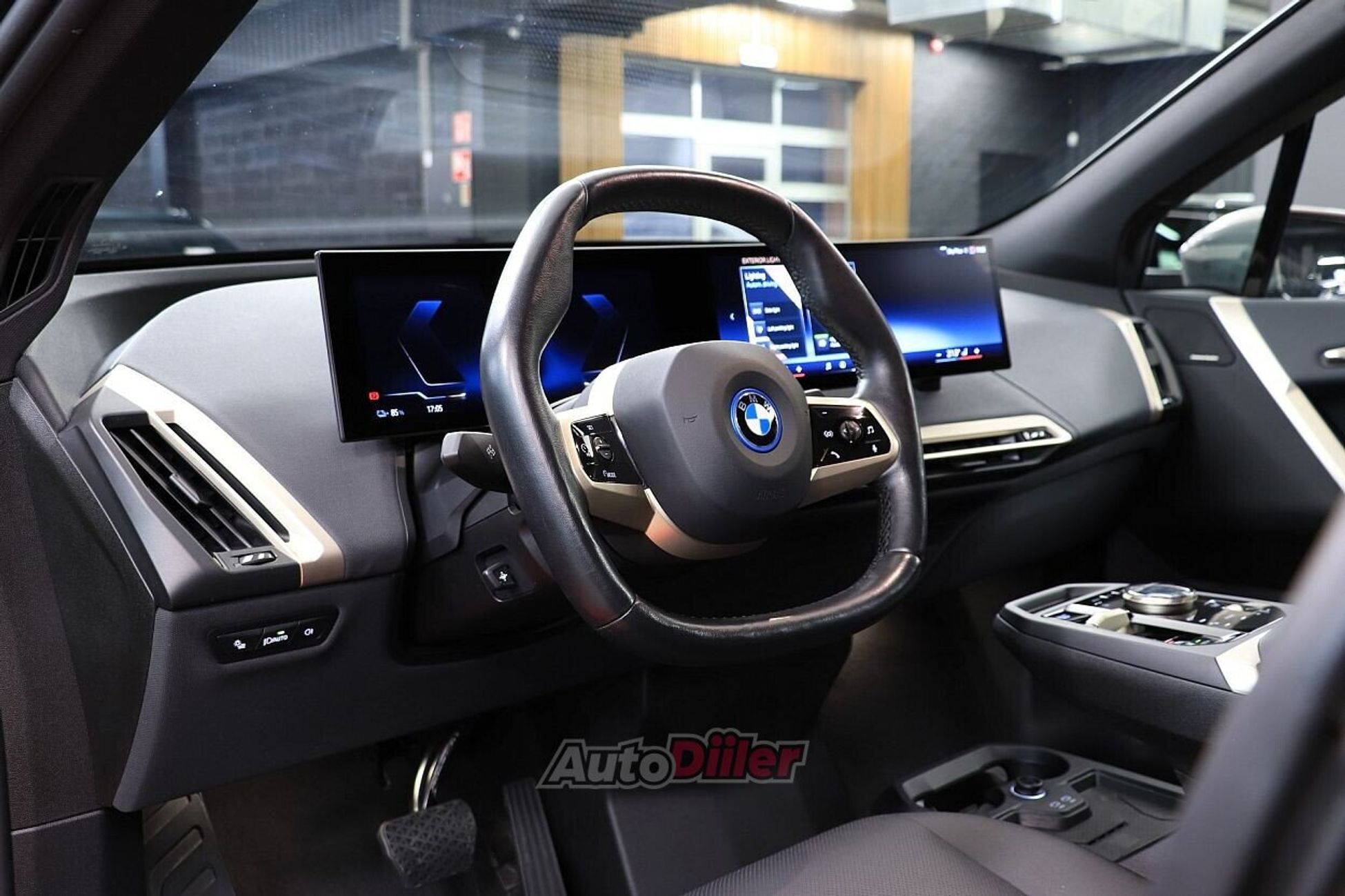 BMW iX M-Sportpakett 102kW 2023, photo 7/10