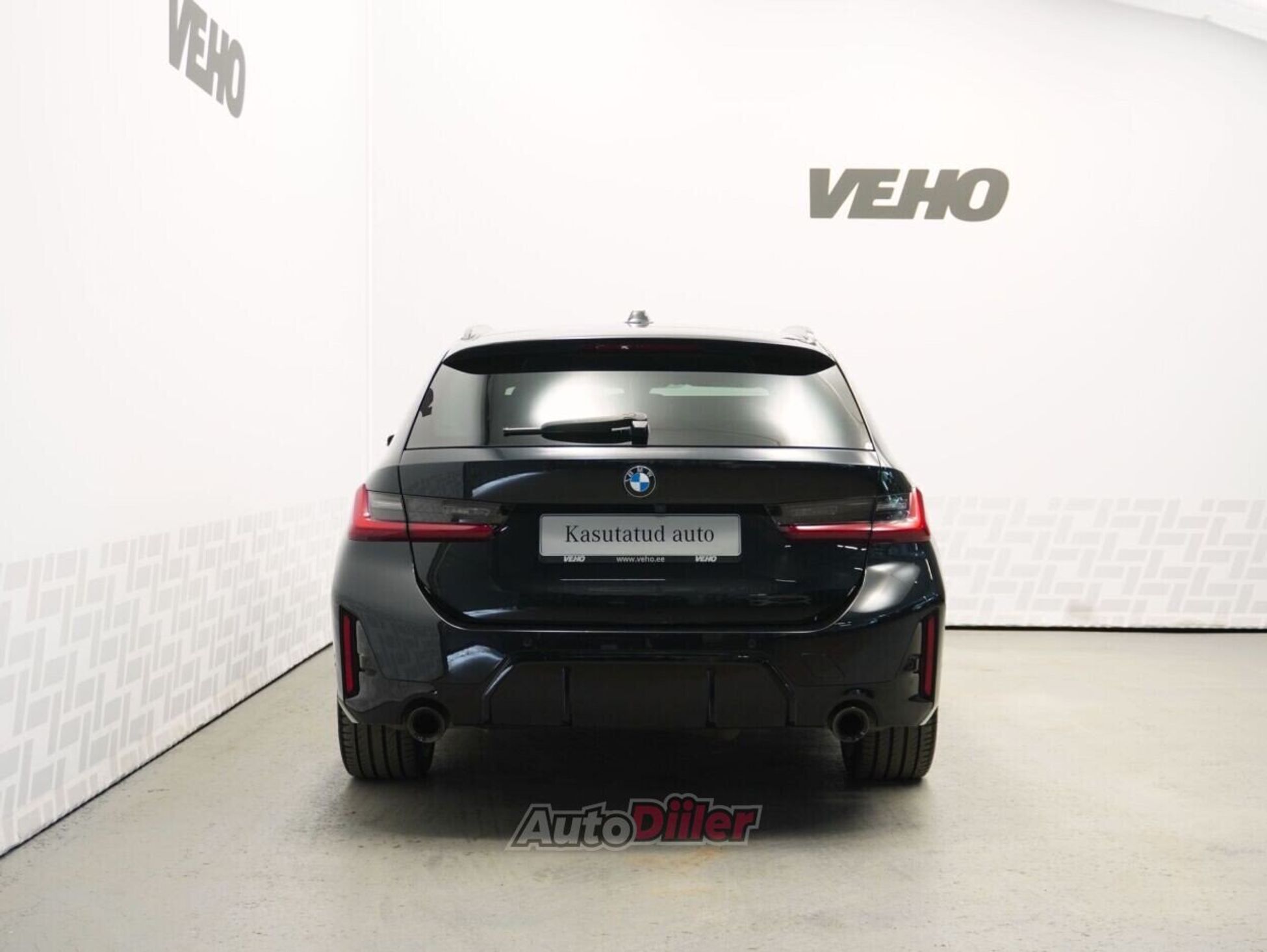 BMW 320 2023, photo 6/10