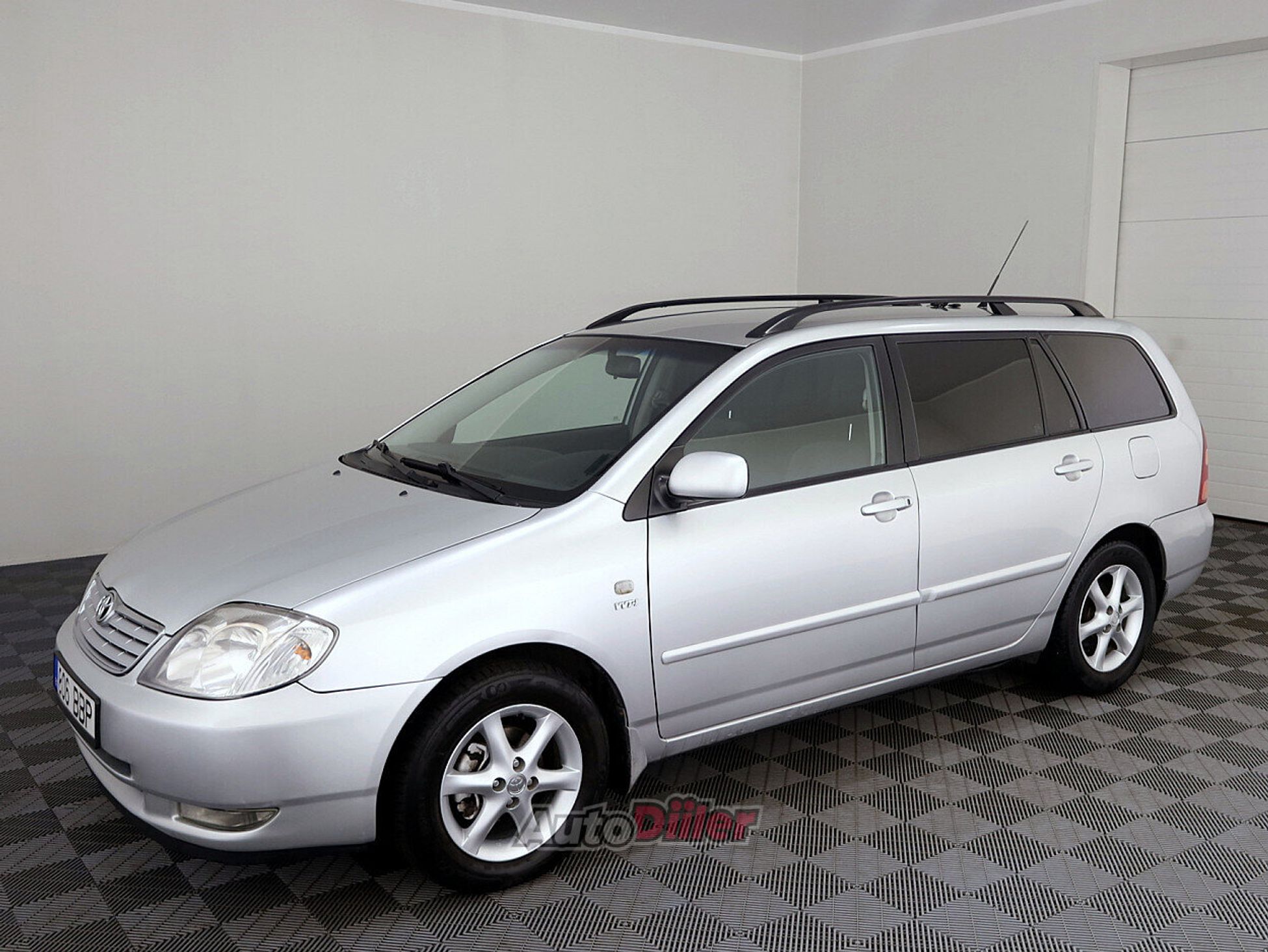 Toyota Corolla 1.6 81kW 2004, photo 2/9
