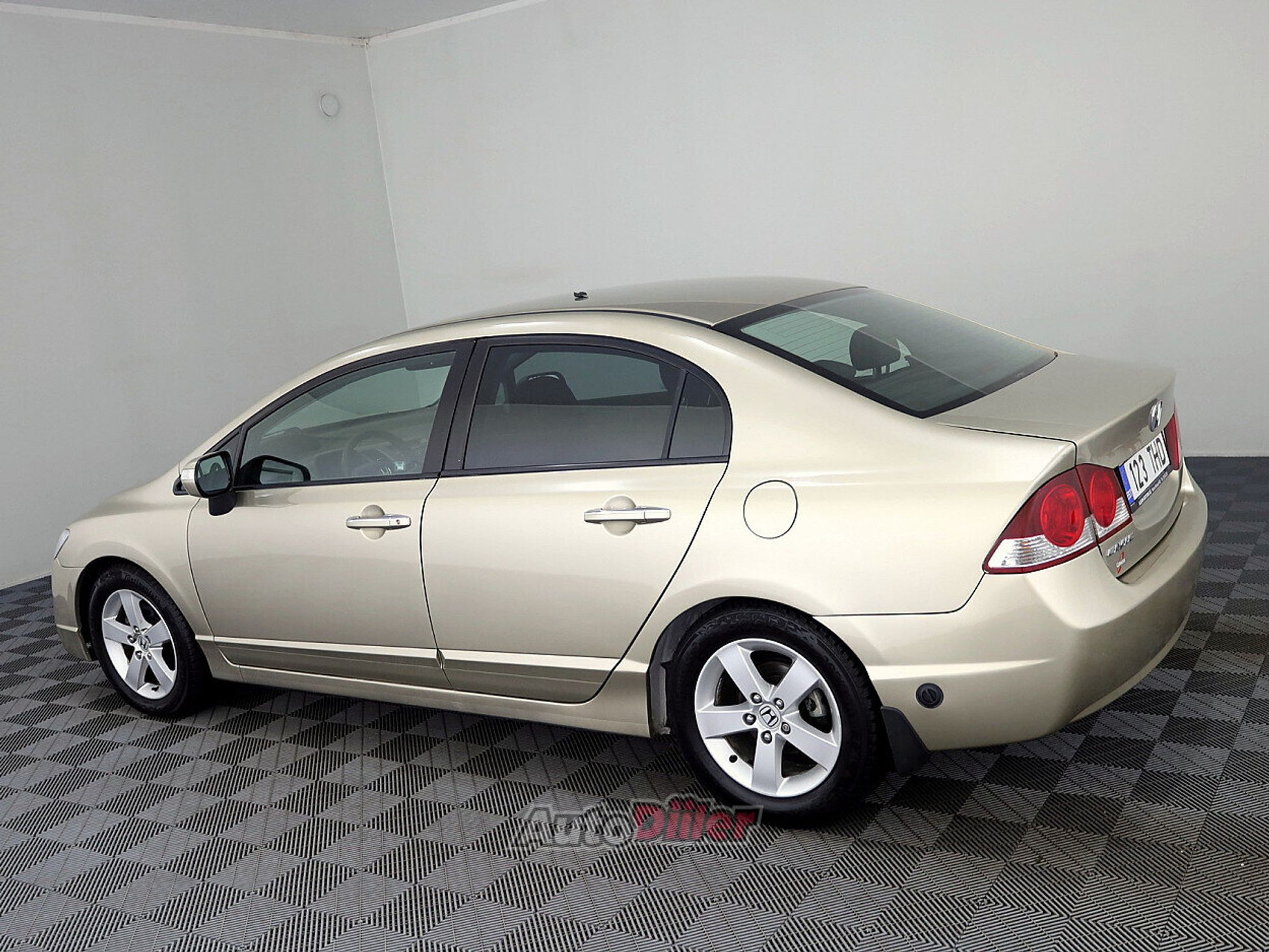 Honda Civic 1.8 103kW 2008, photo 4/9
