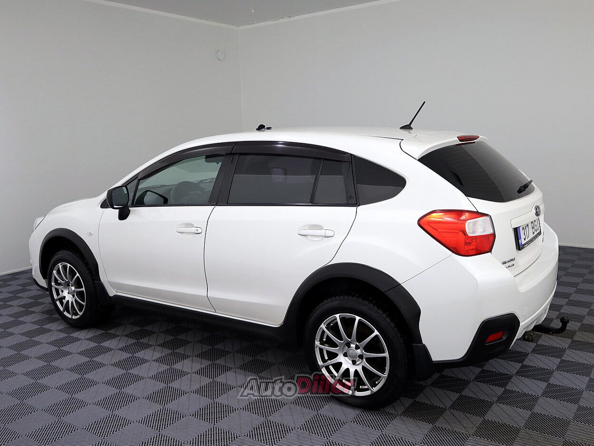 Subaru XV 2.0 108kW 2012, photo 4/7