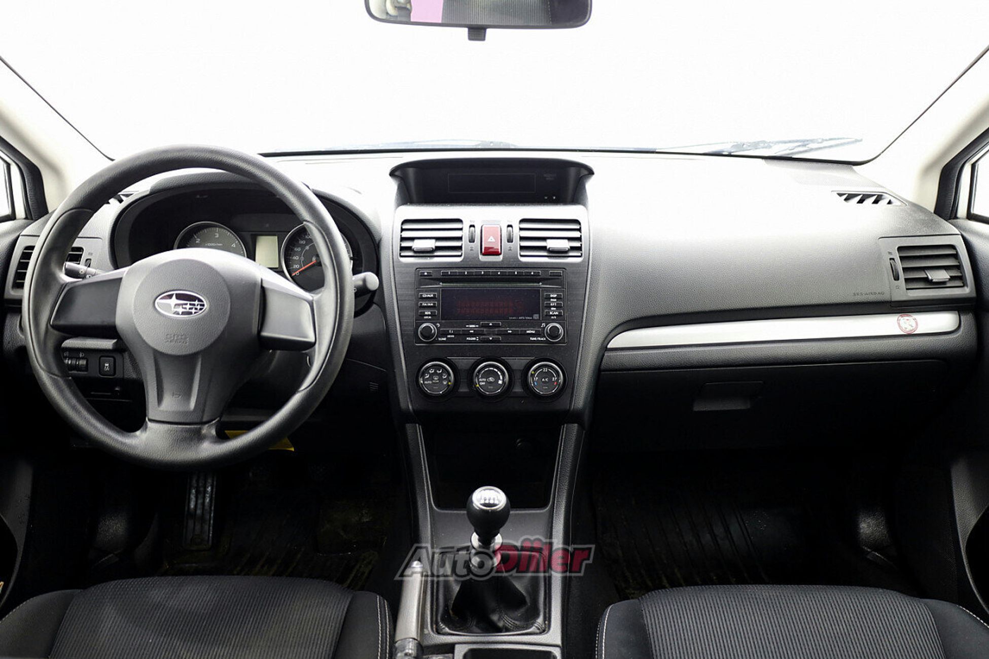Subaru XV 2.0 108kW 2012, photo 5/7