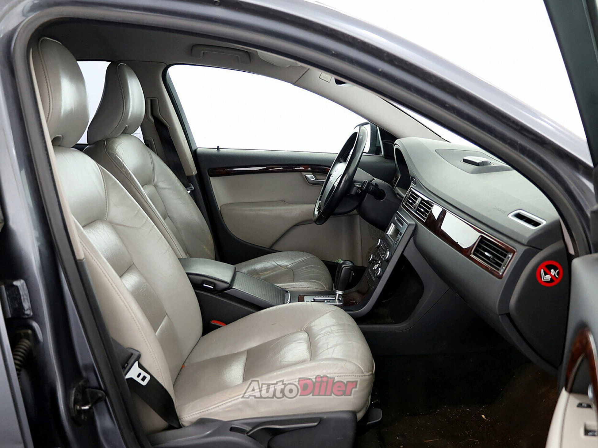Volvo S80 2.4 120kW 2008, photo 6/7