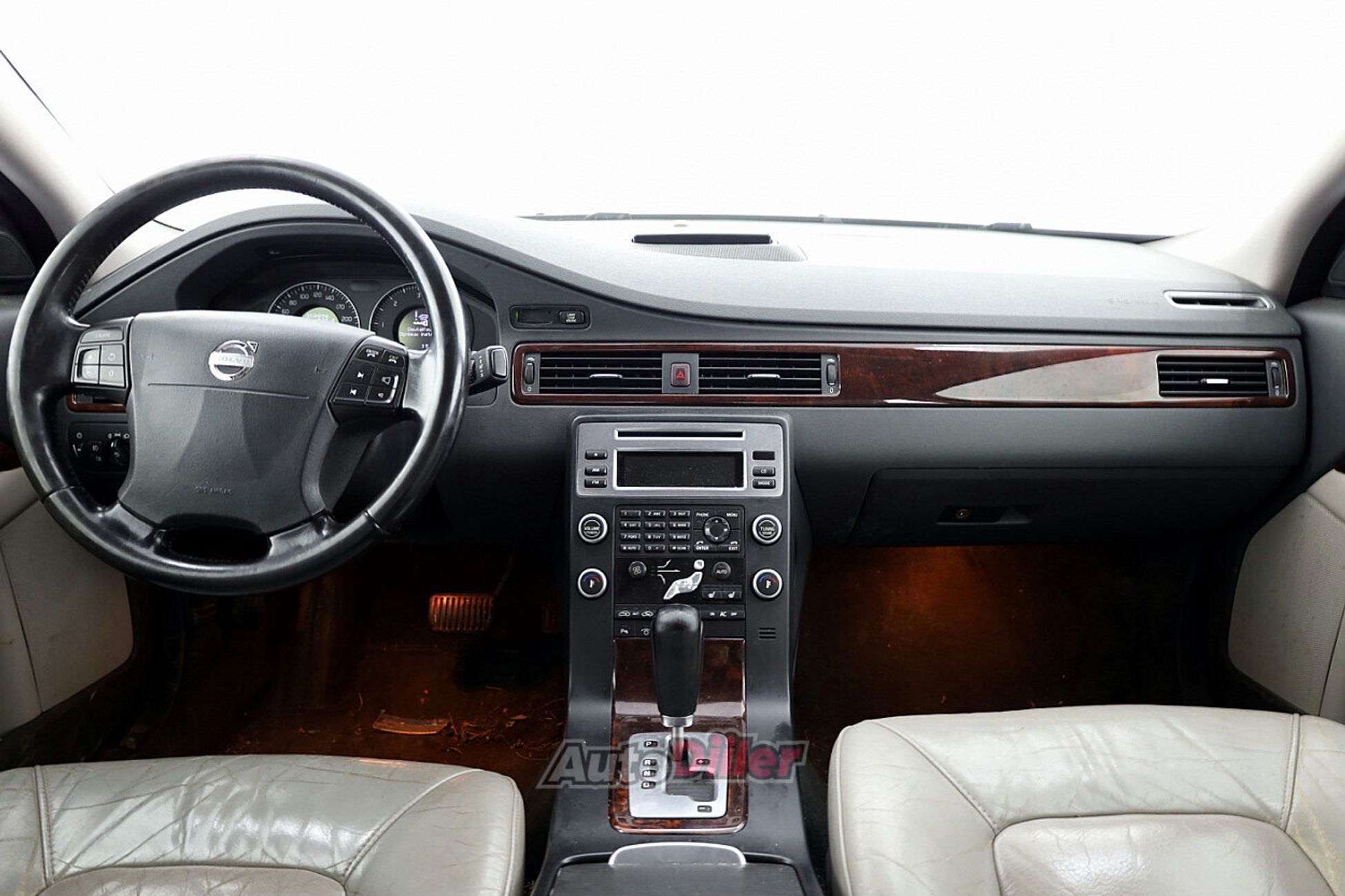 Volvo S80 2.4 120kW 2008, photo 5/7