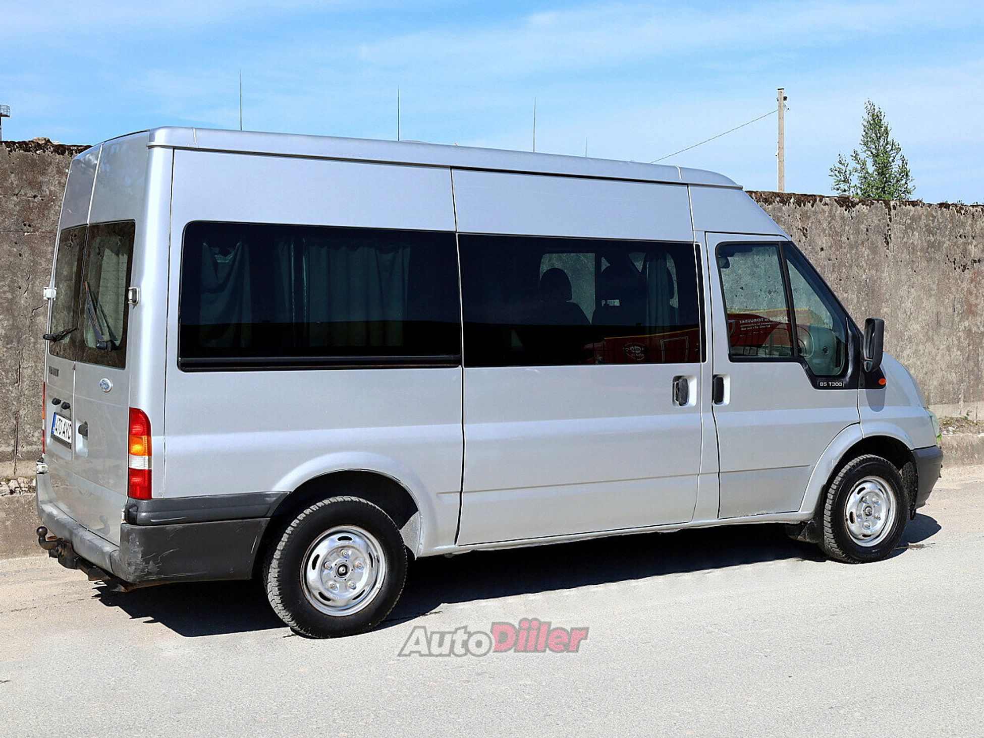 Ford Transit 2.0 63kW 2004, kuva 3/8