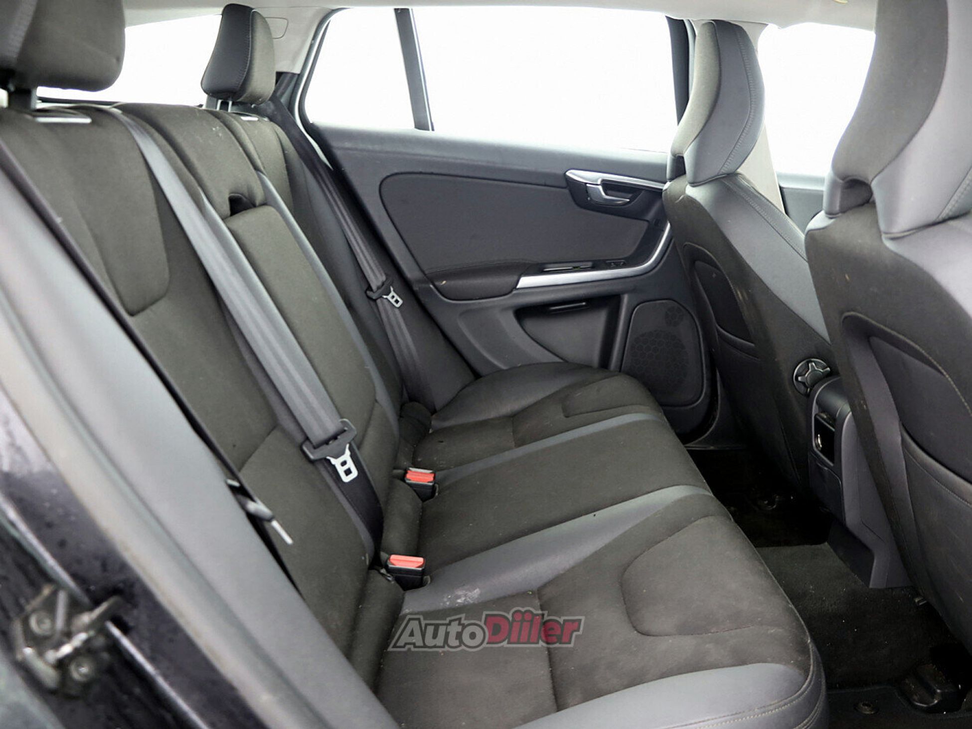 Volvo V60 2.0 120kW 2011, photo 7/7