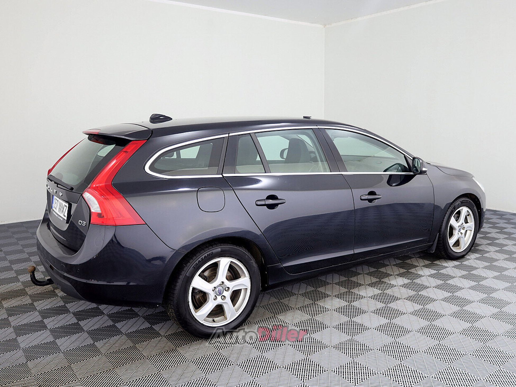 Volvo V60 2.0 120kW 2011, photo 3/7