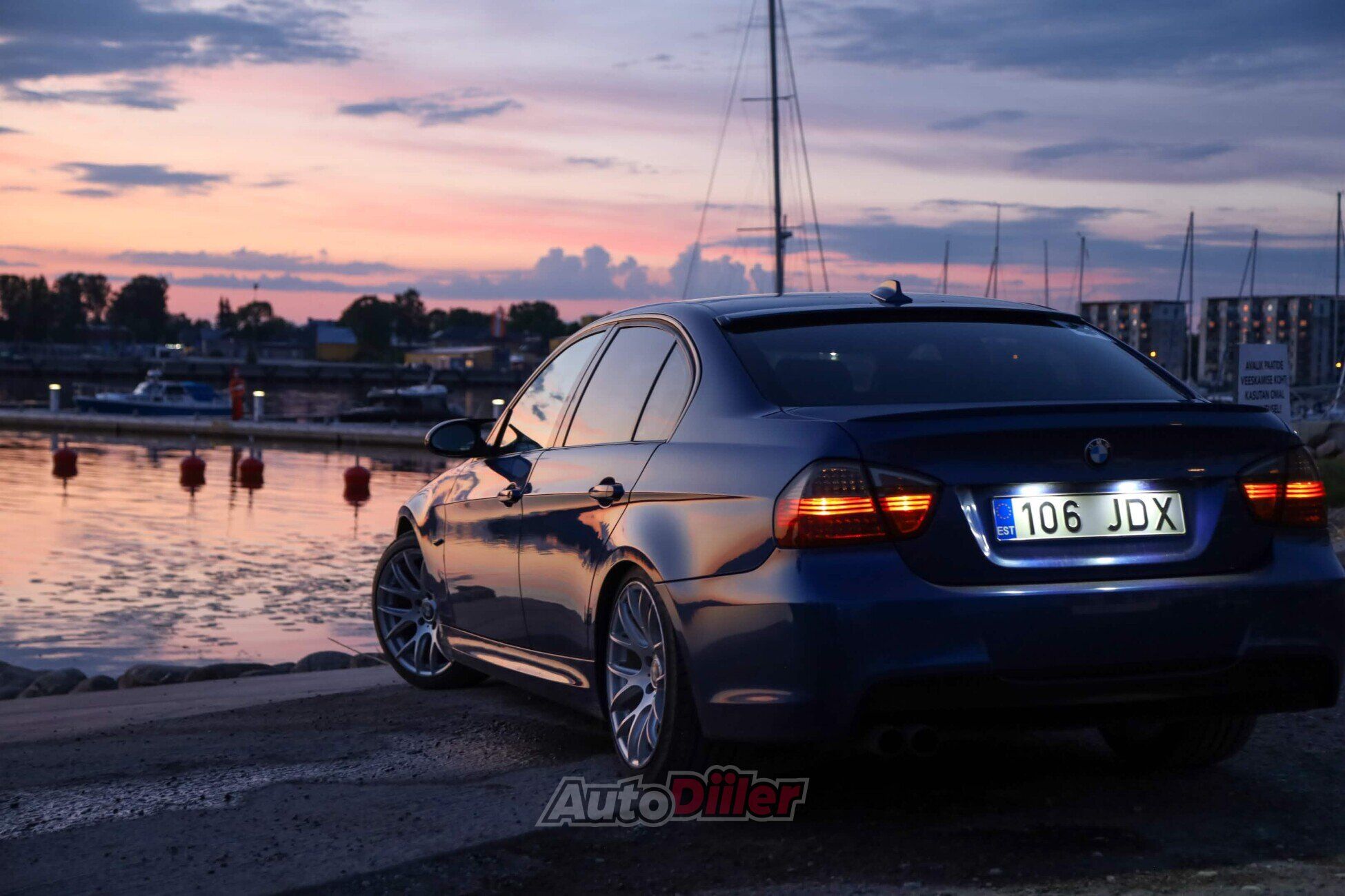 BMW 330