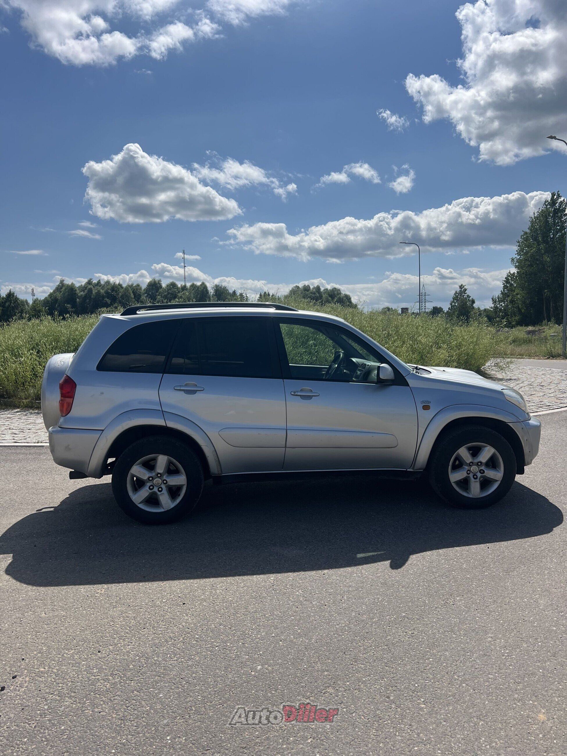 Toyota RAV4 2.0 85kW 2003, kuva 3/7