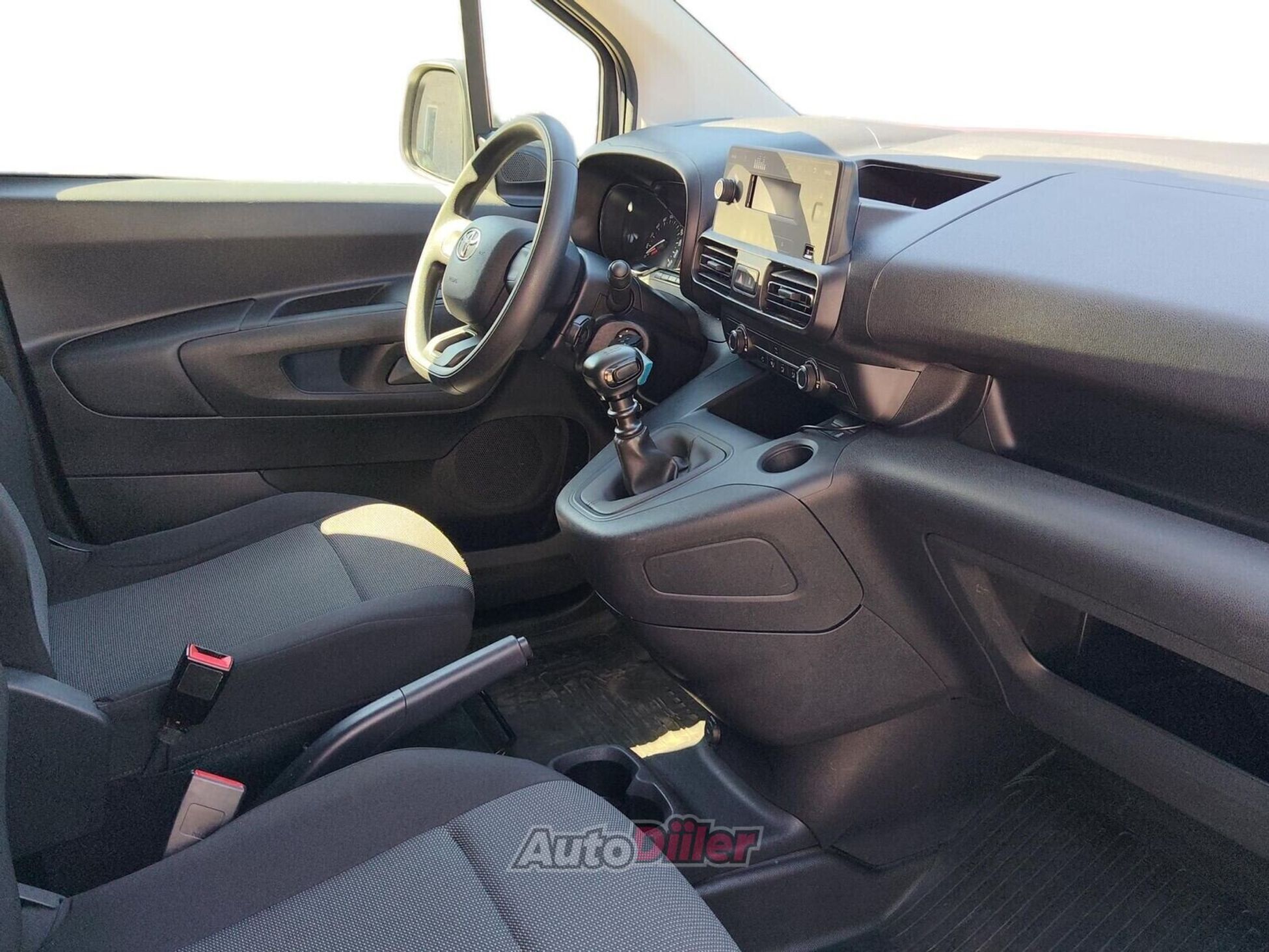 Toyota ProAce City 2023, kuva 7/10