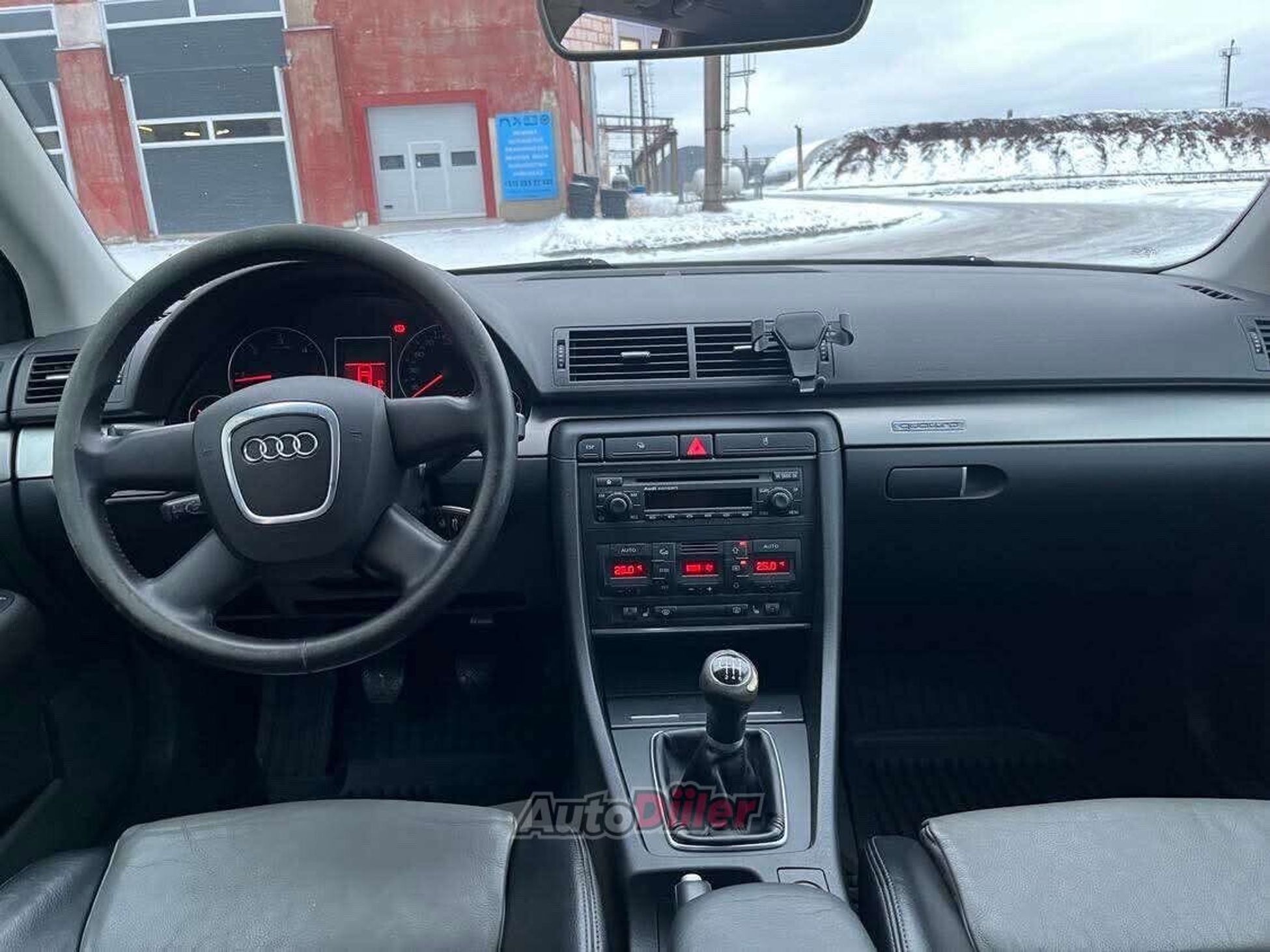 Audi A4 3.0 150kW 2005, kuva 4/7