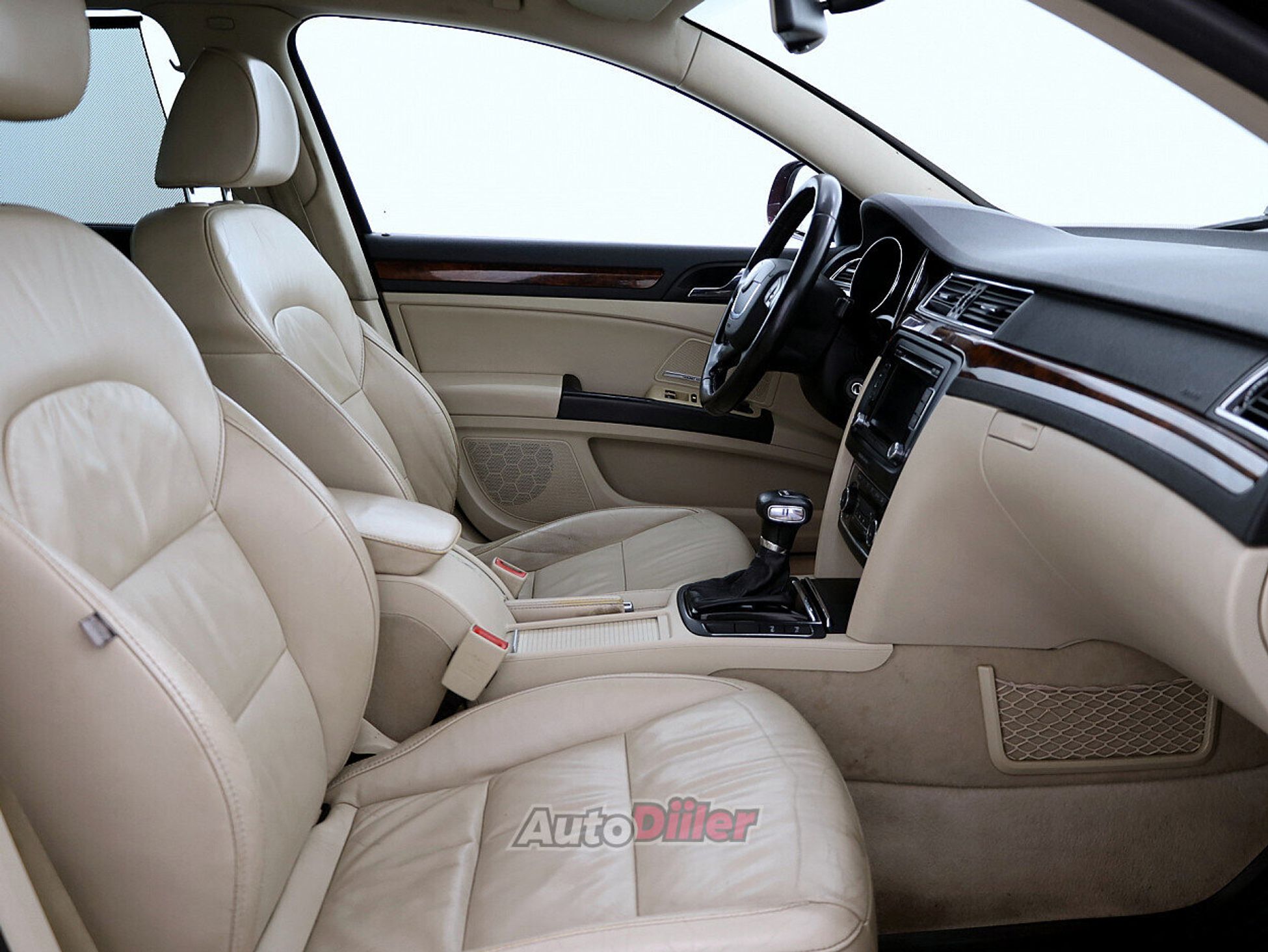Skoda Superb 2.0 125kW 2009, photo 6/9