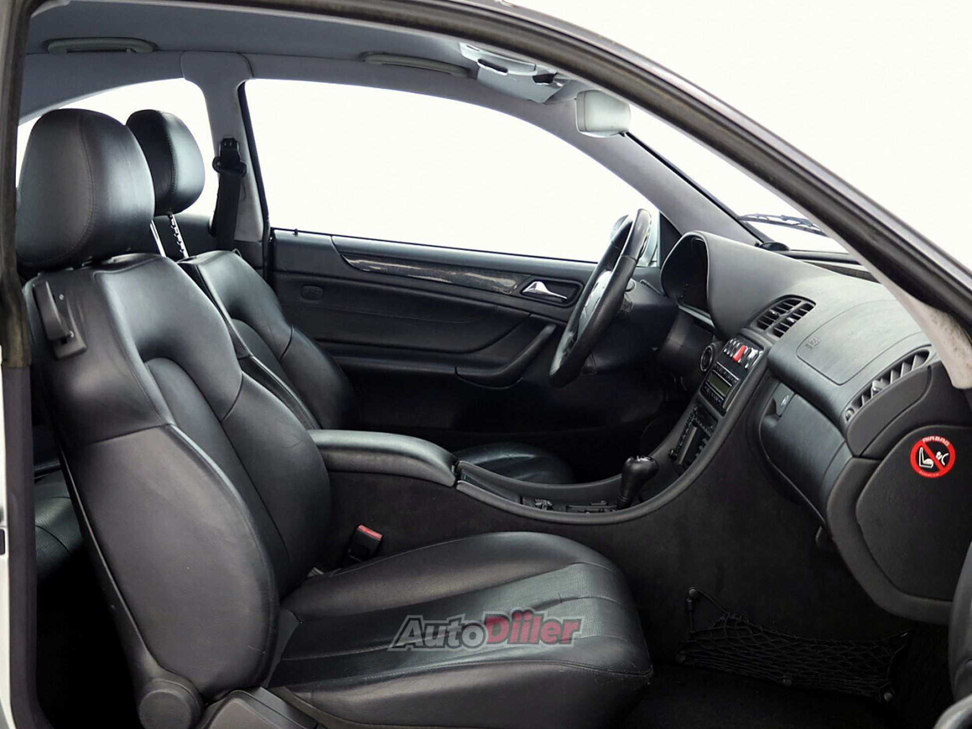 Mercedes-Benz CLK 320 3.2 160kW 2000, kuva 6/10