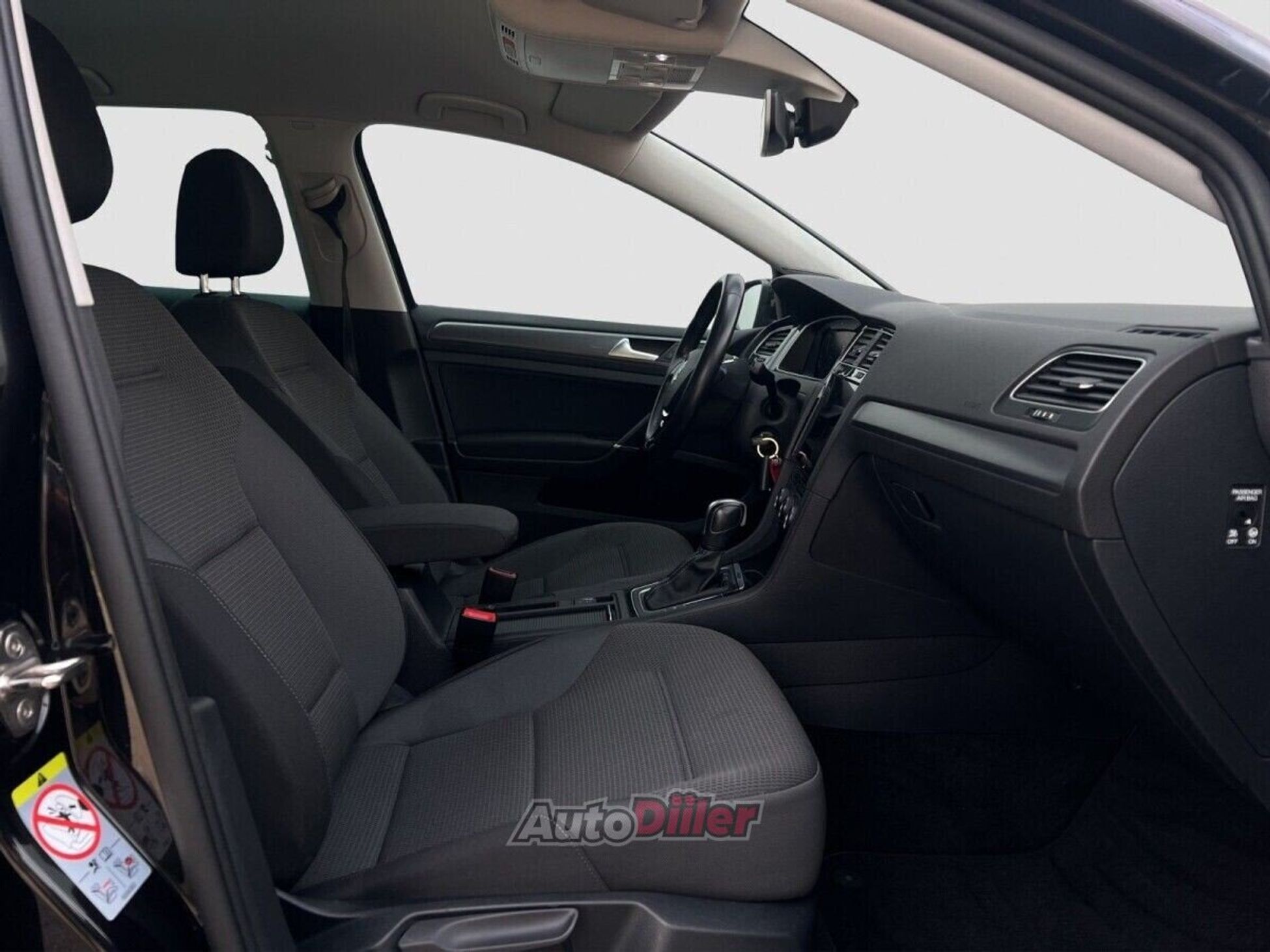 Volkswagen Golf 100kW 2020, photo 5/10