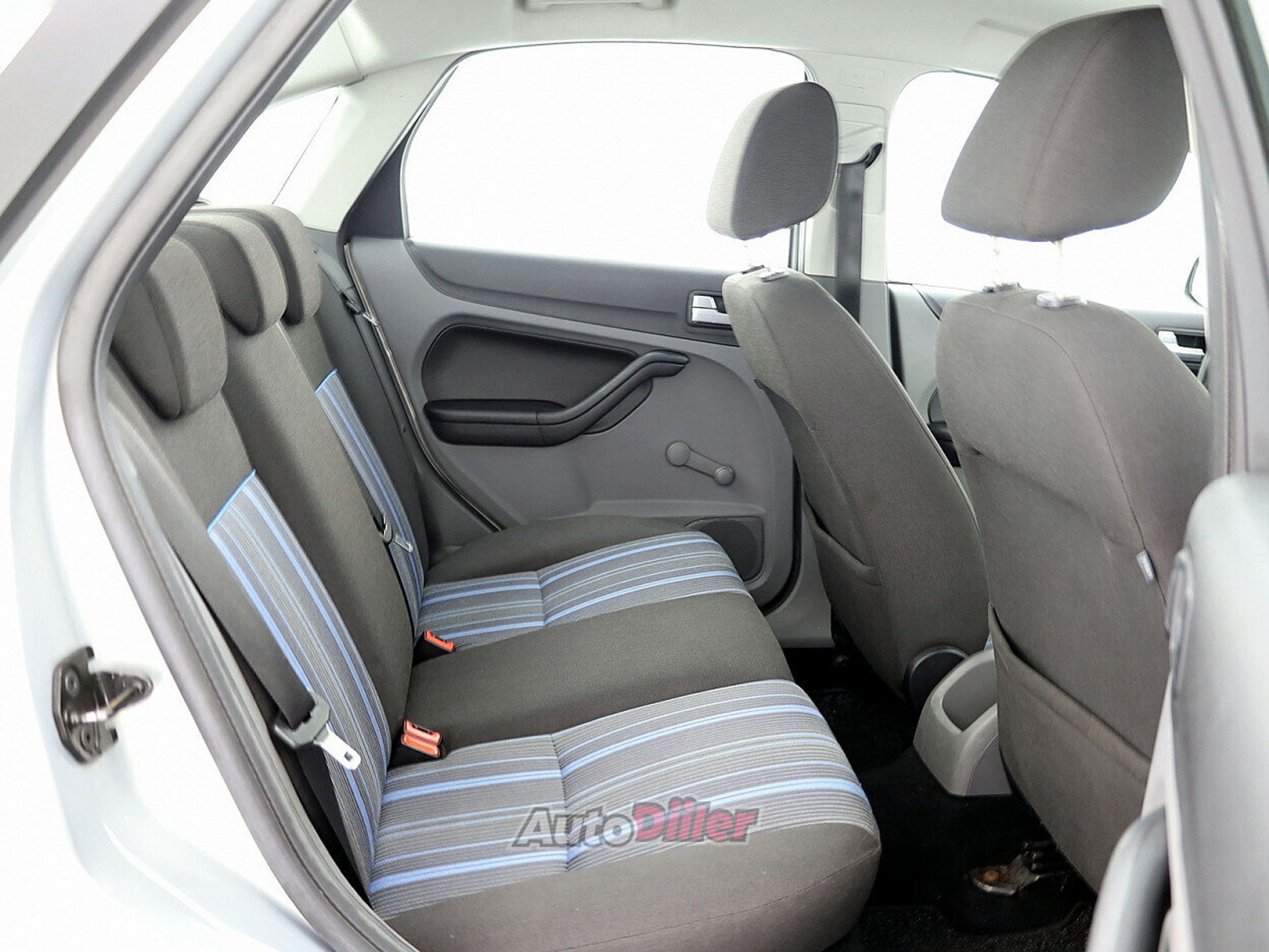Ford Focus 1.6 74kW 2008, photo 7/7