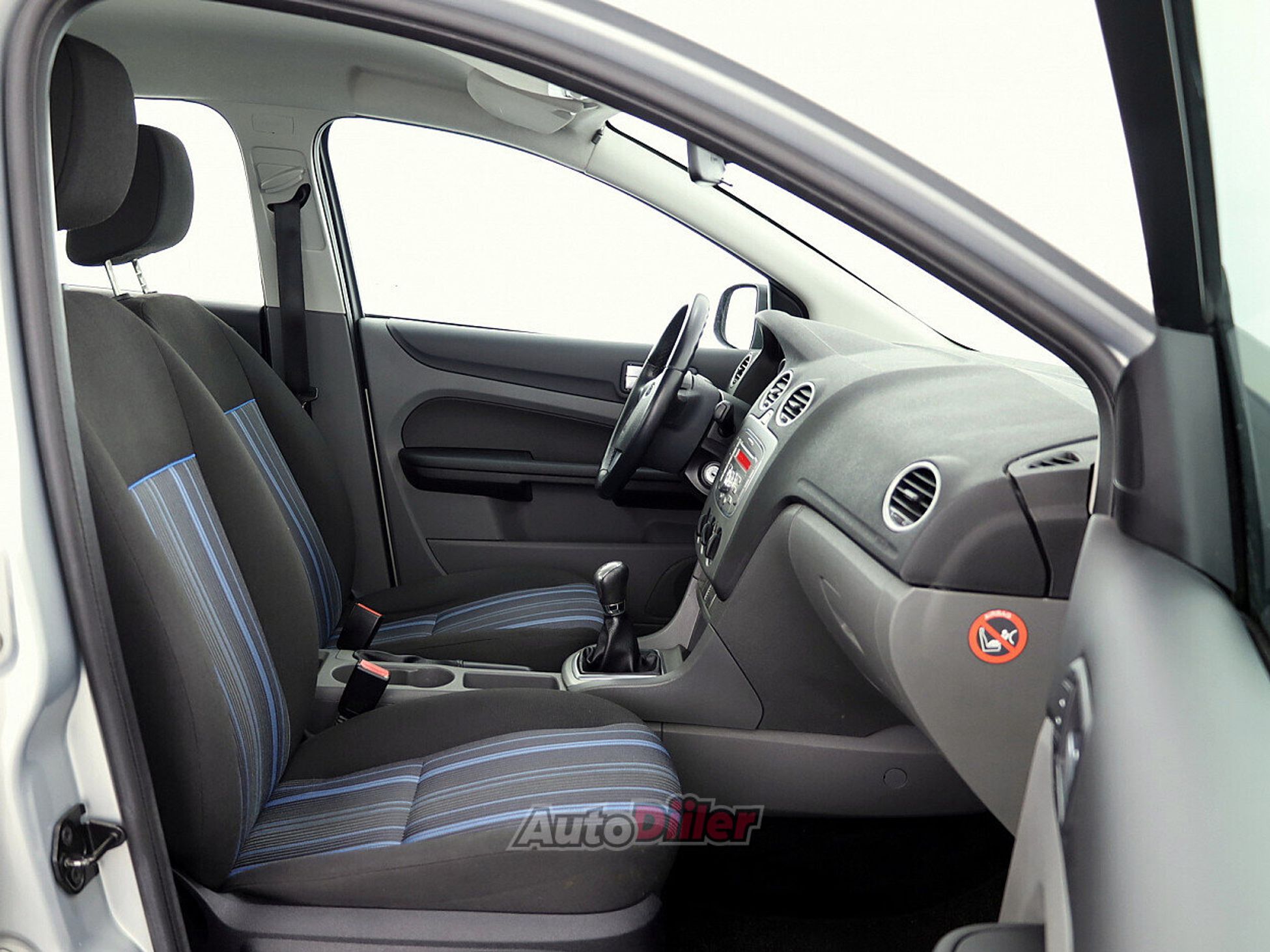 Ford Focus 1.6 74kW 2008, photo 6/7