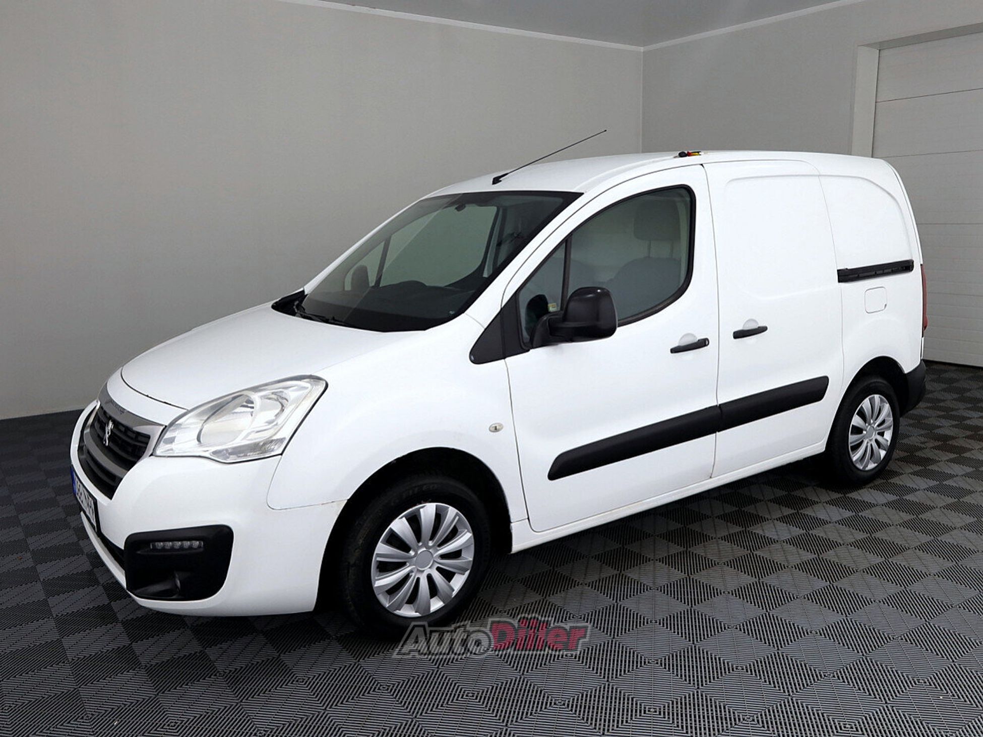 Peugeot Partner 1.6 55kW 2016, kuva 2/8