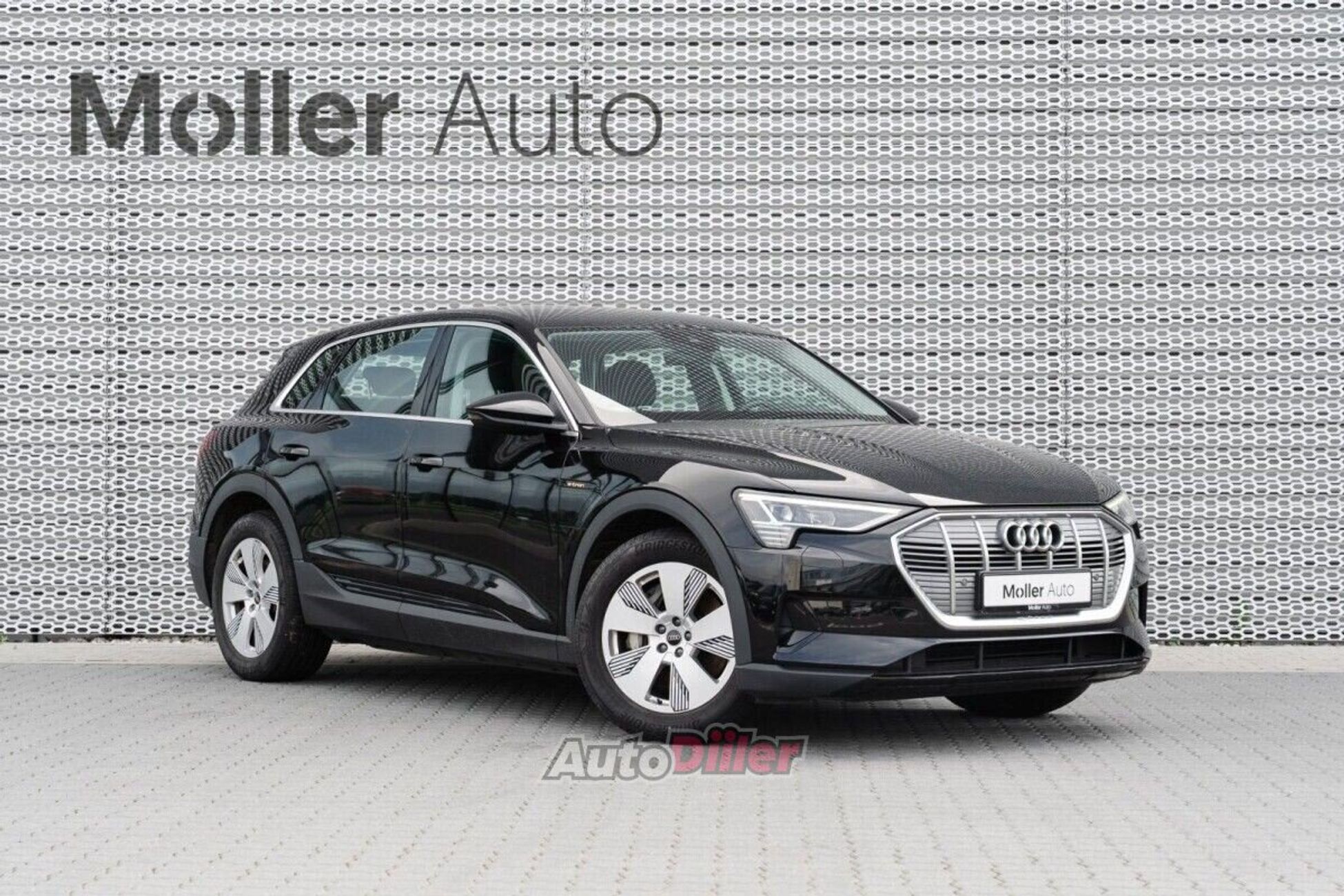 Audi e-tron 229kW 2022, kuva 2/10