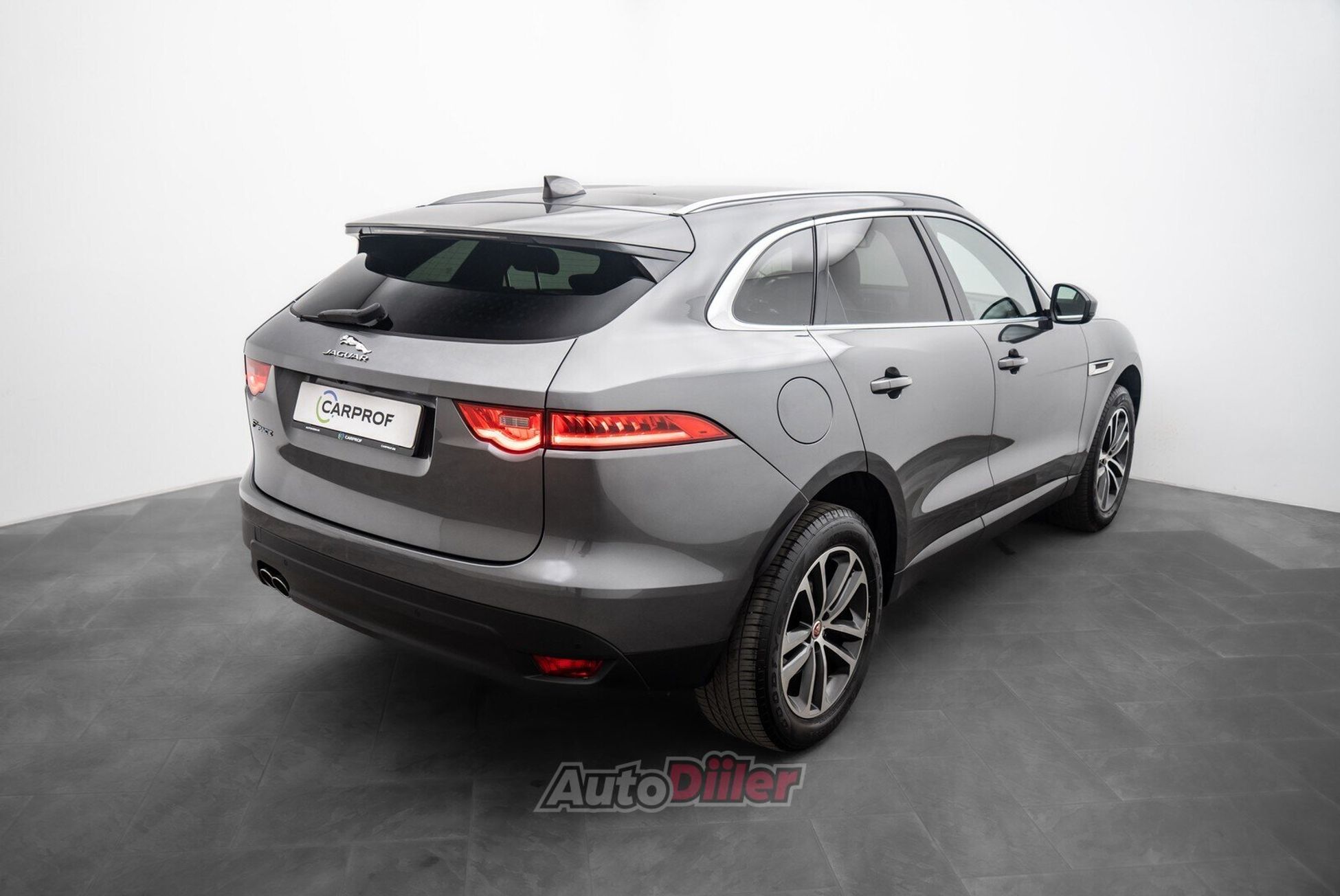 Jaguar F-Pace 2.0 132kW 2017, kuva 4/10