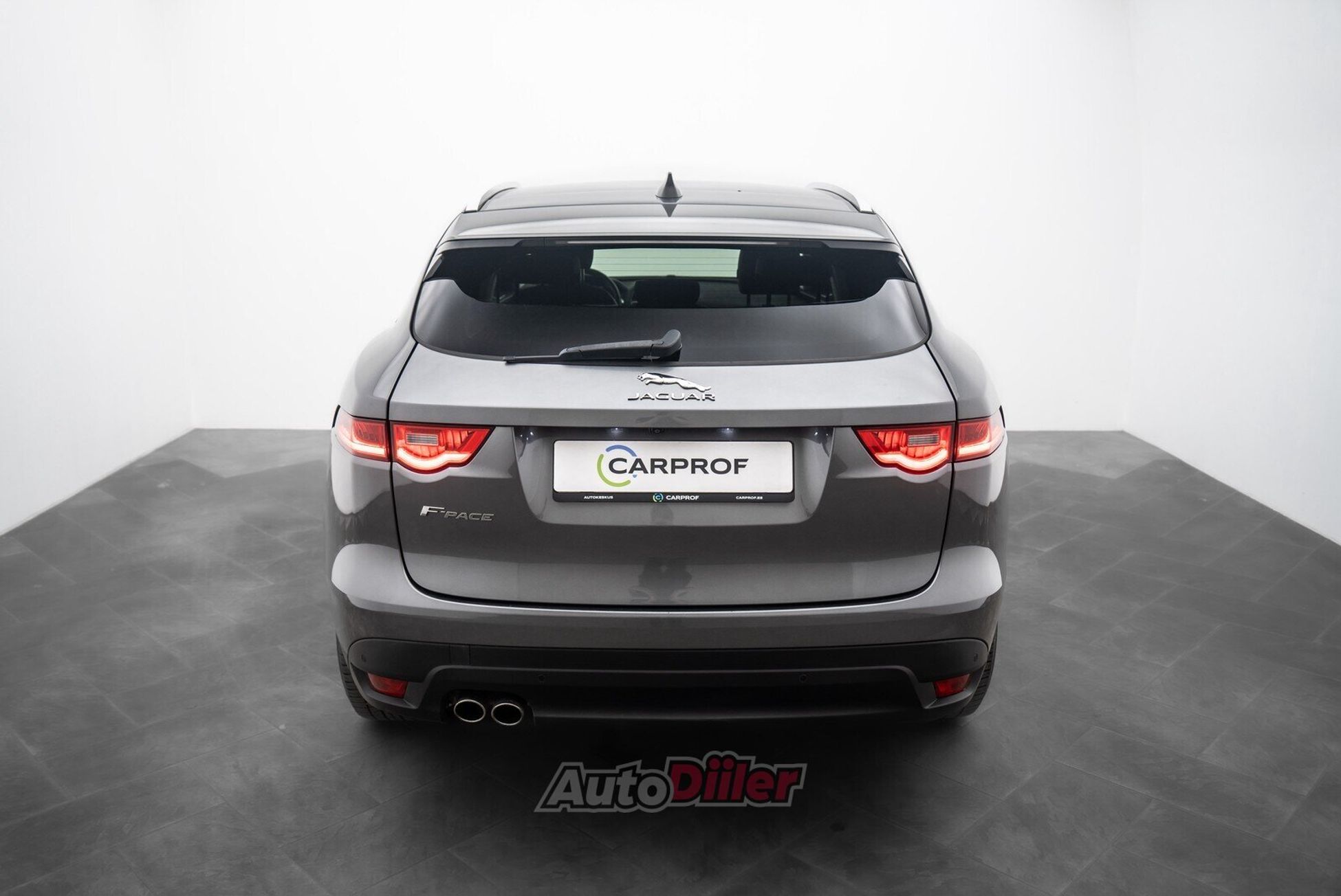 Jaguar F-Pace 2.0 132kW 2017, kuva 5/10